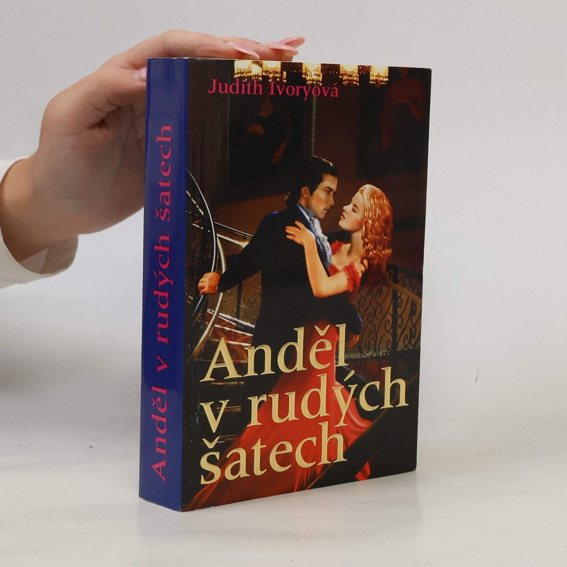 Judith Ivory Anděl v rudých šatech