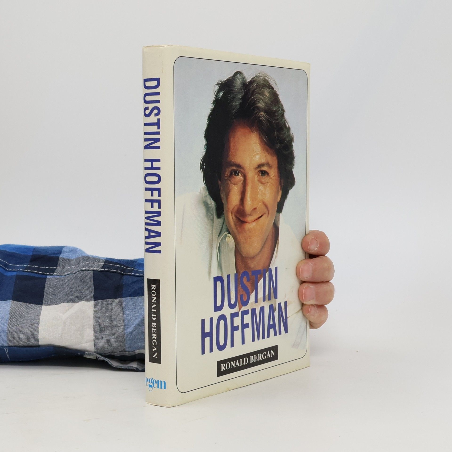 Ronald Bergan Dustin Hoffman