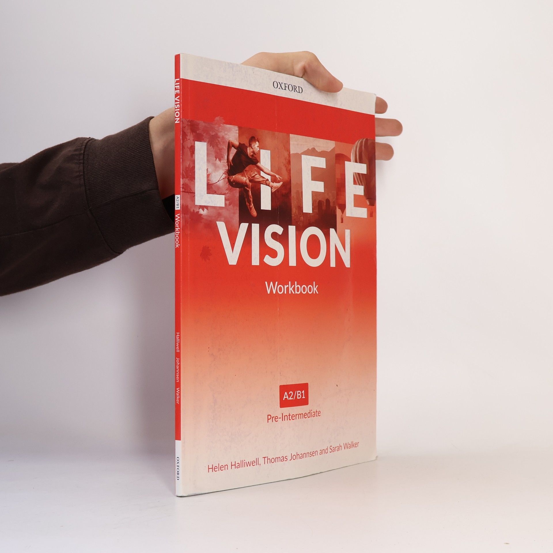 Sarah Walker Life Vision Pre-Intermediate Workbook (international edition)