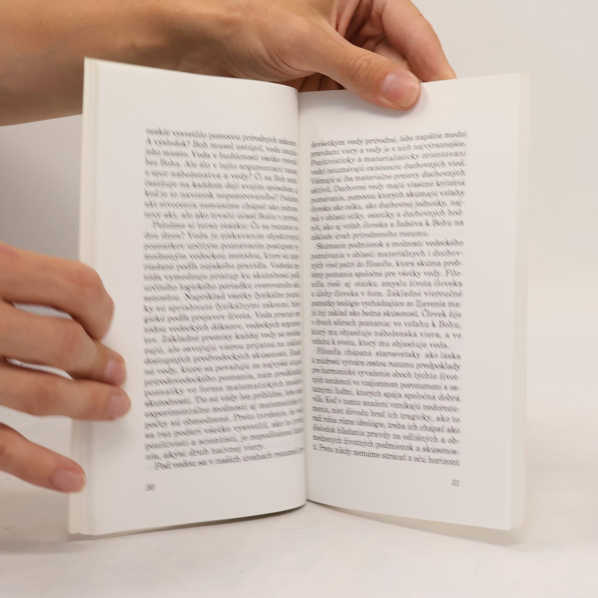 Autorenkollektiv Zem a život vo svetle vedy a viery