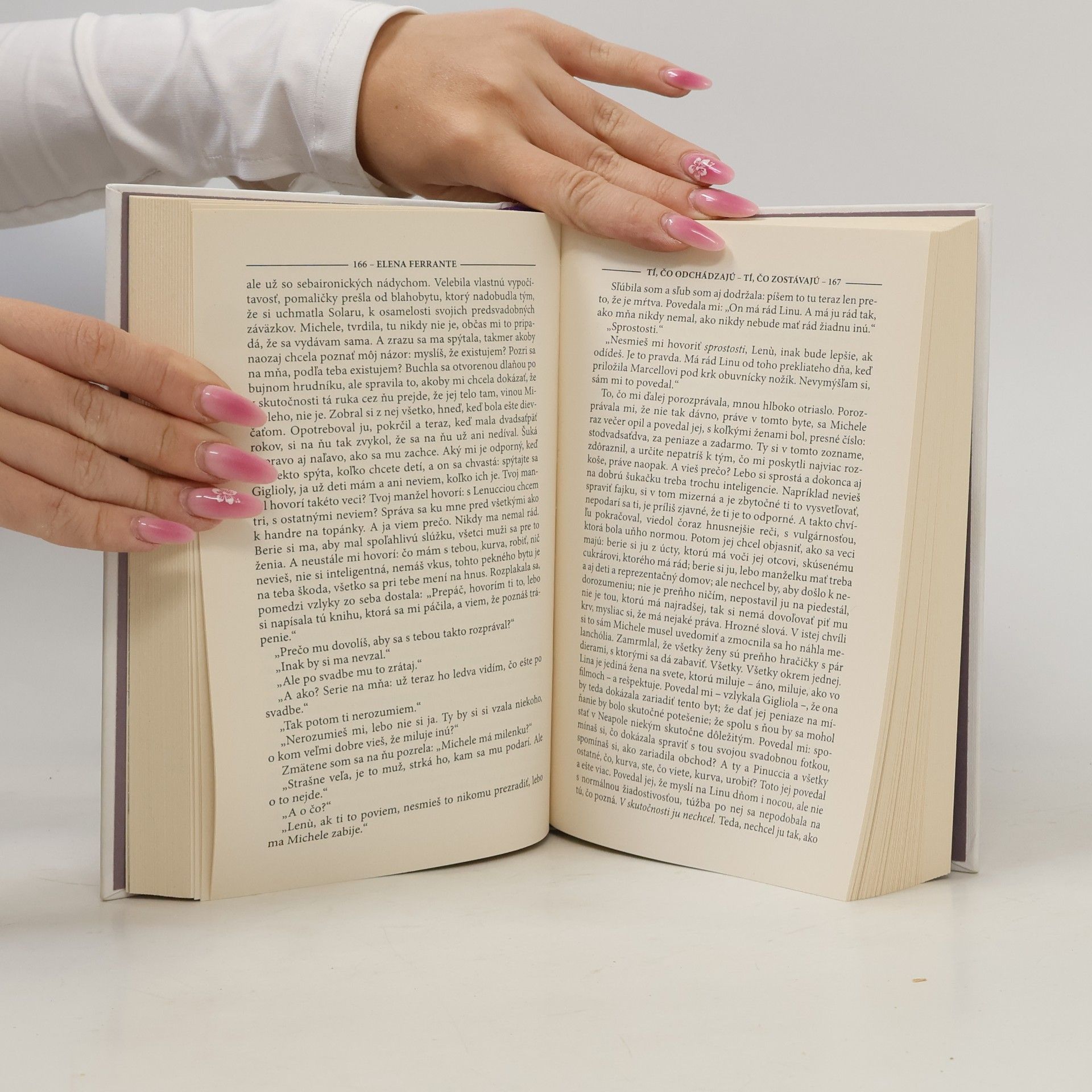 Elena Ferrante Tí, čo odchádzajú – tí, čo zostávajú