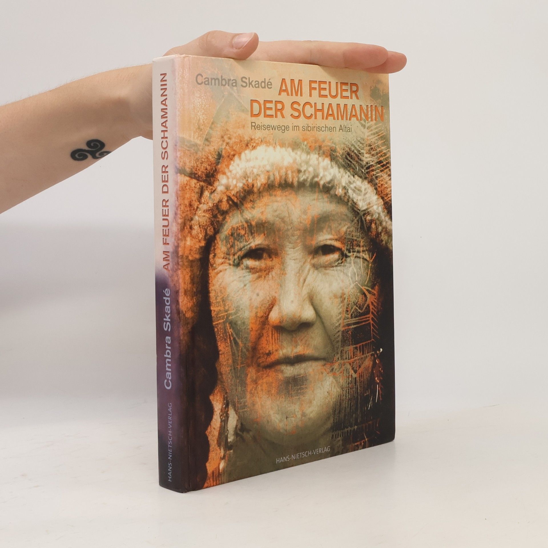 Cambra Maria Skadé Am Feuer der Schamanin