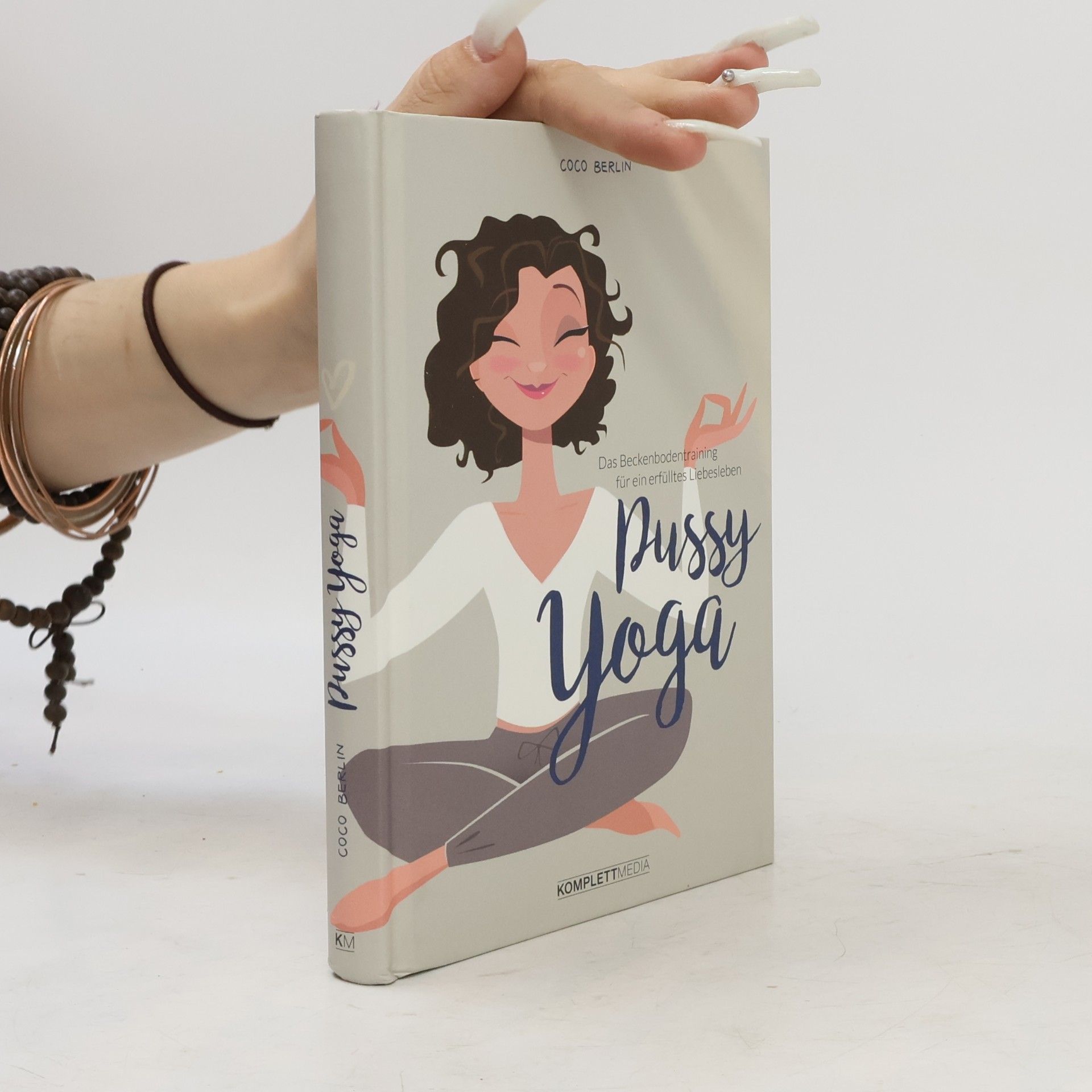 Coco Berlin Pussy Yoga