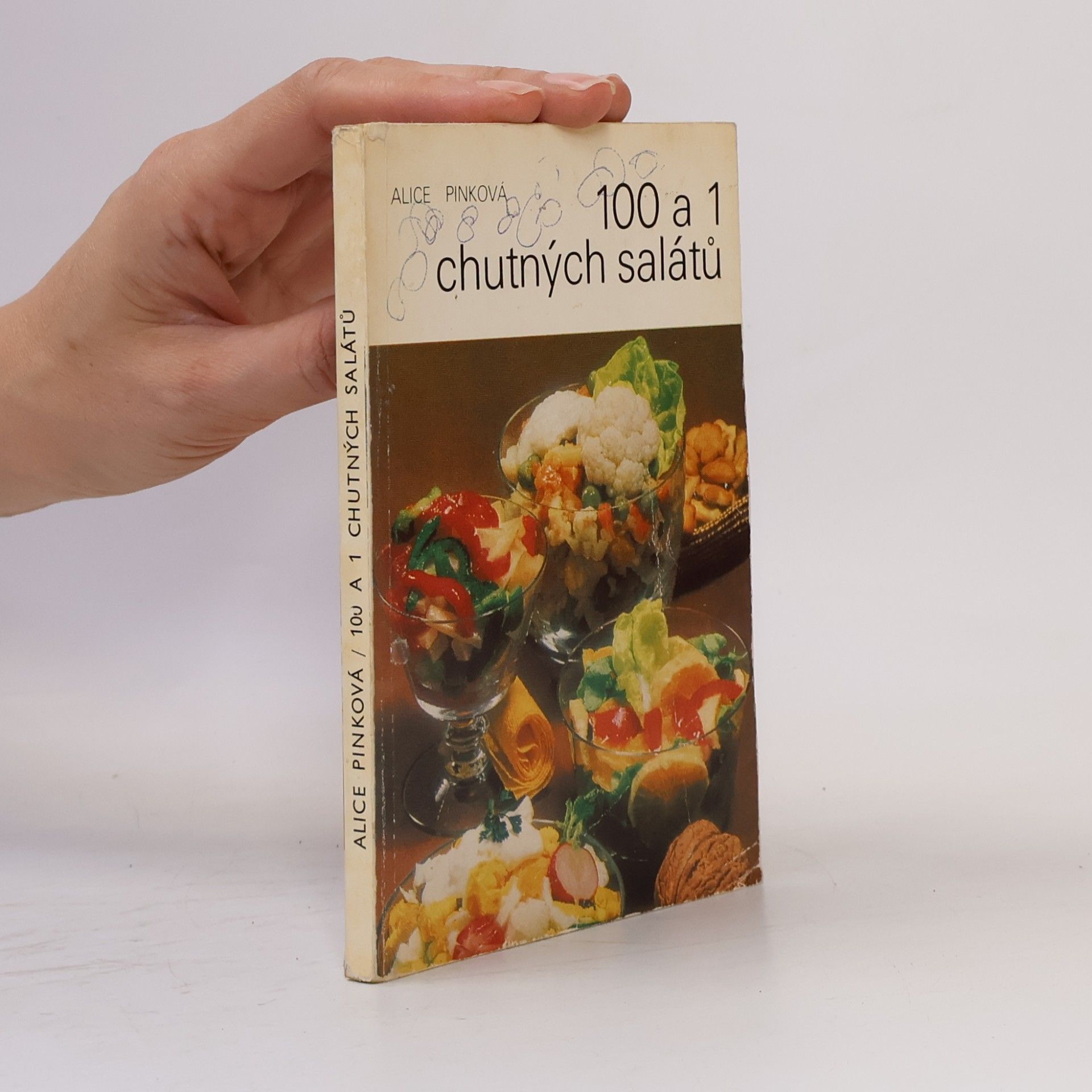 Alice Pinková 100 a 1 chutných salátů