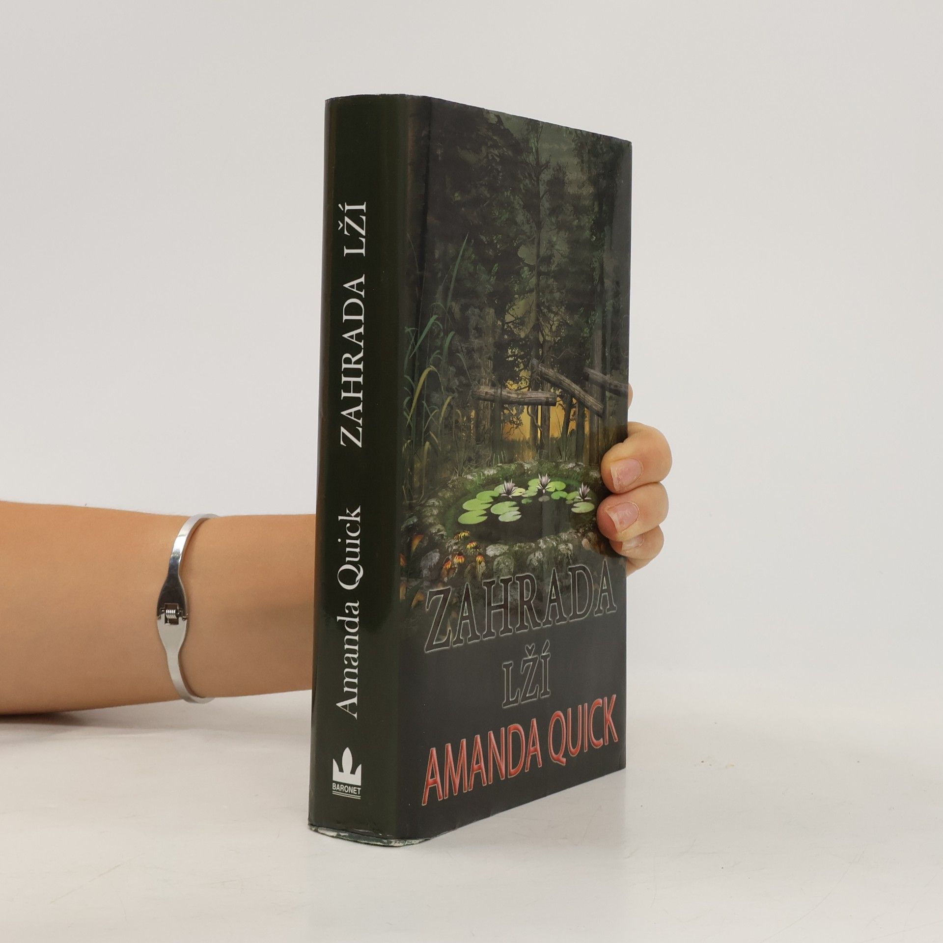 Jayne Ann Krentz Zahrada lží