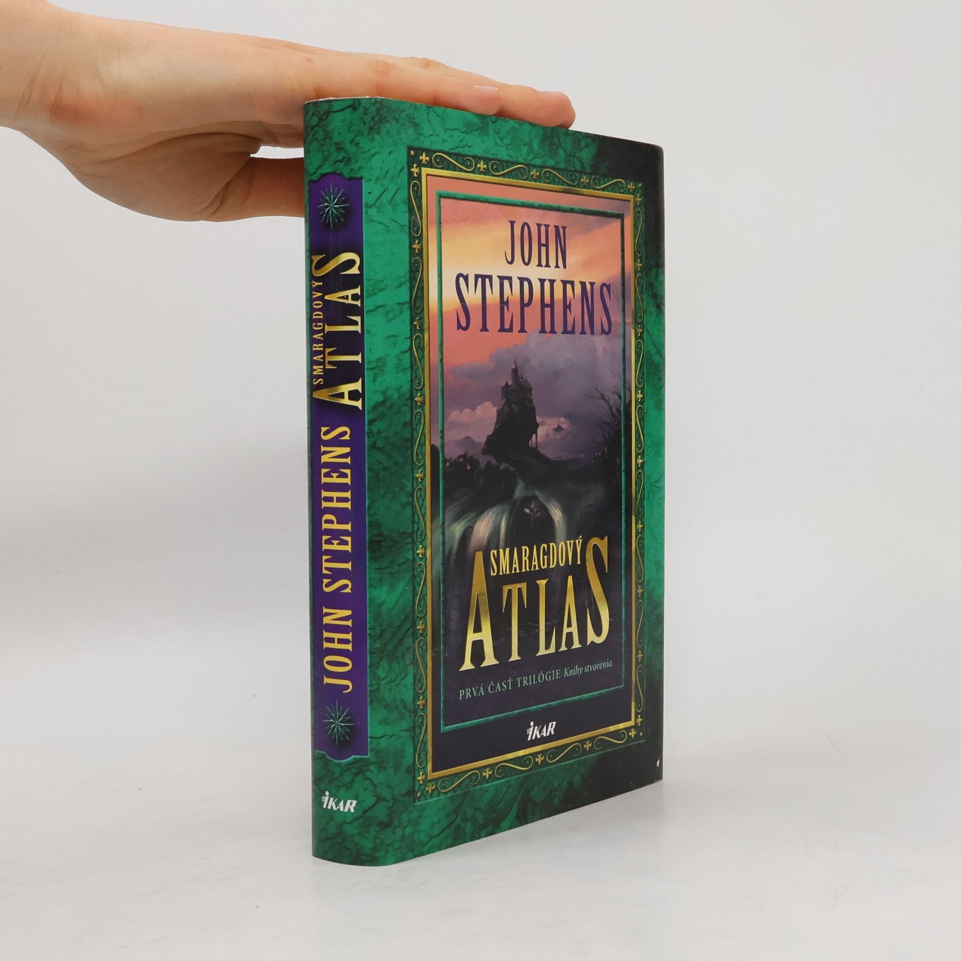 John Stephens Smaragdový atlas
