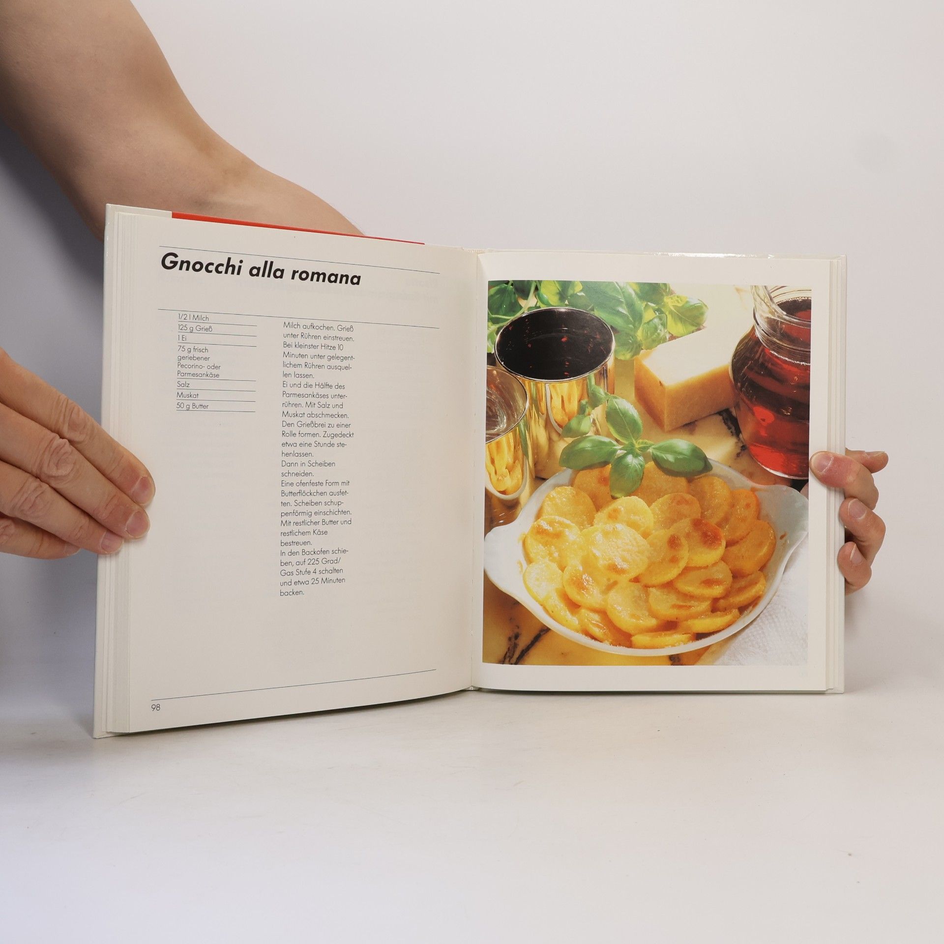 Autorenkollektiv Italienische Küche : das moderne Kochbuch für alle, die gerne vom Süden träumen