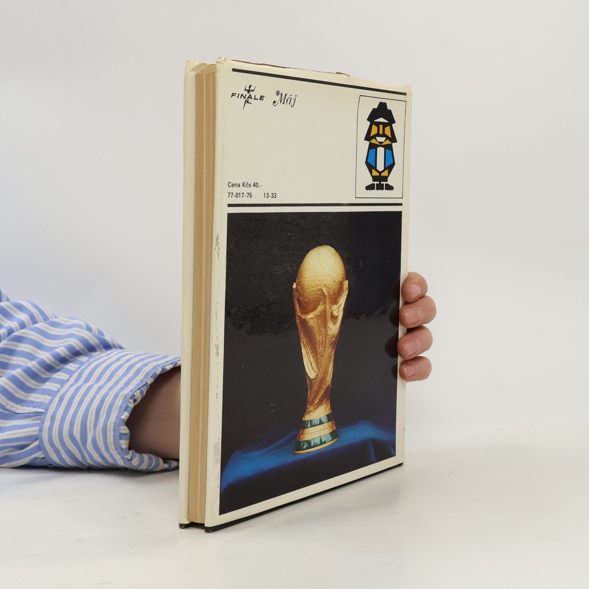 Imrich Hornáček Svetový pohár. 10 futbalových šampionátov
