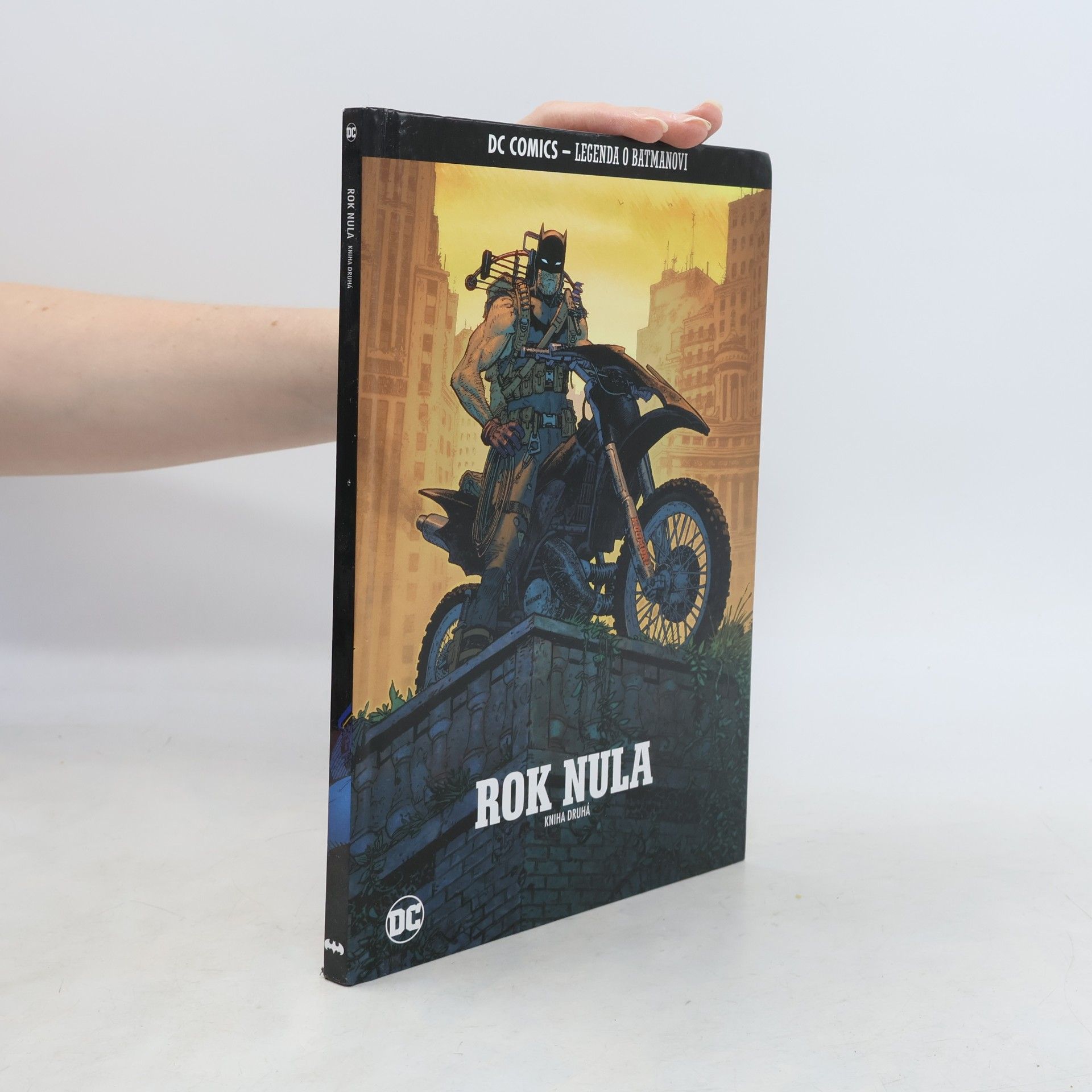 DC Comics  Rok nula - kniha druhá