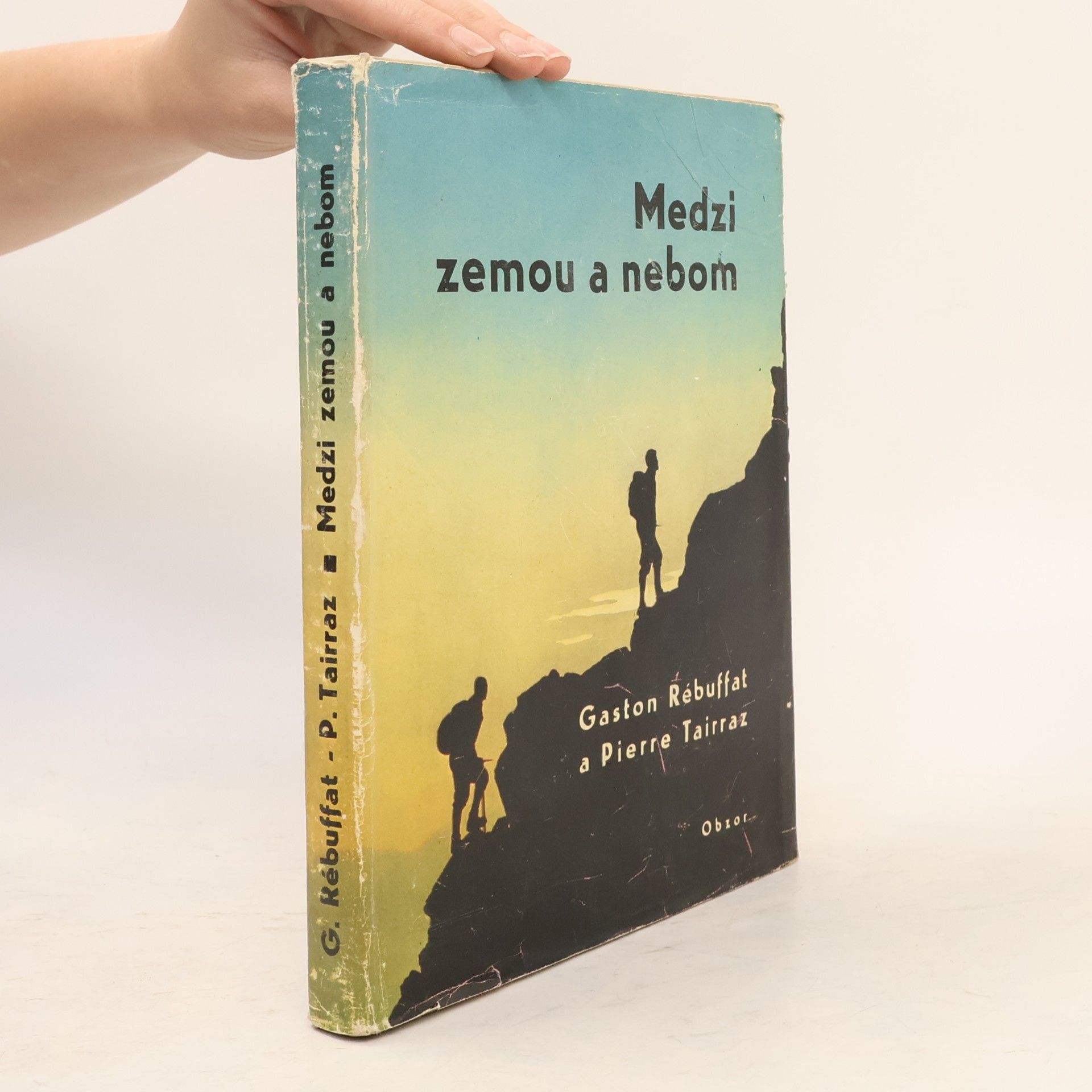 Medzi zemou a nebom