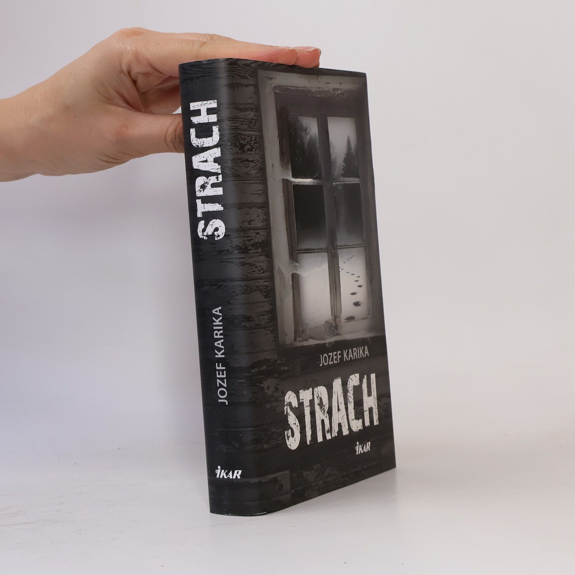 Jozef Karika Strach