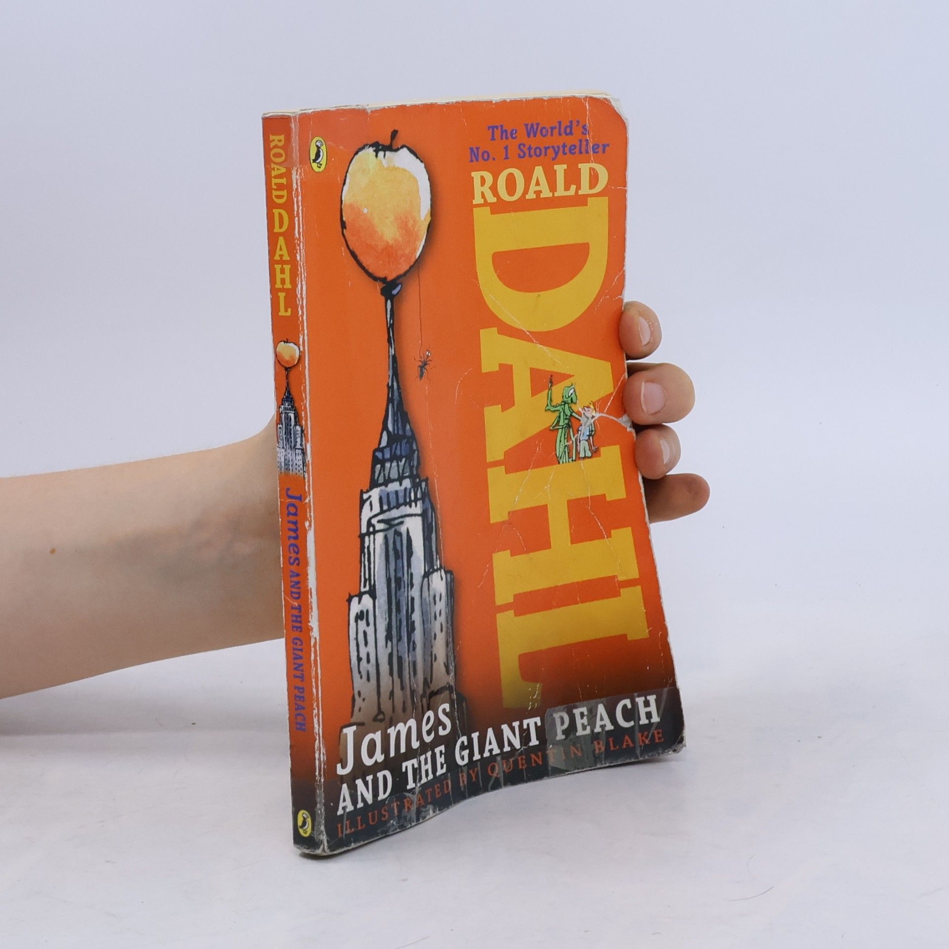 Roald Dahl James and the Giant Peach