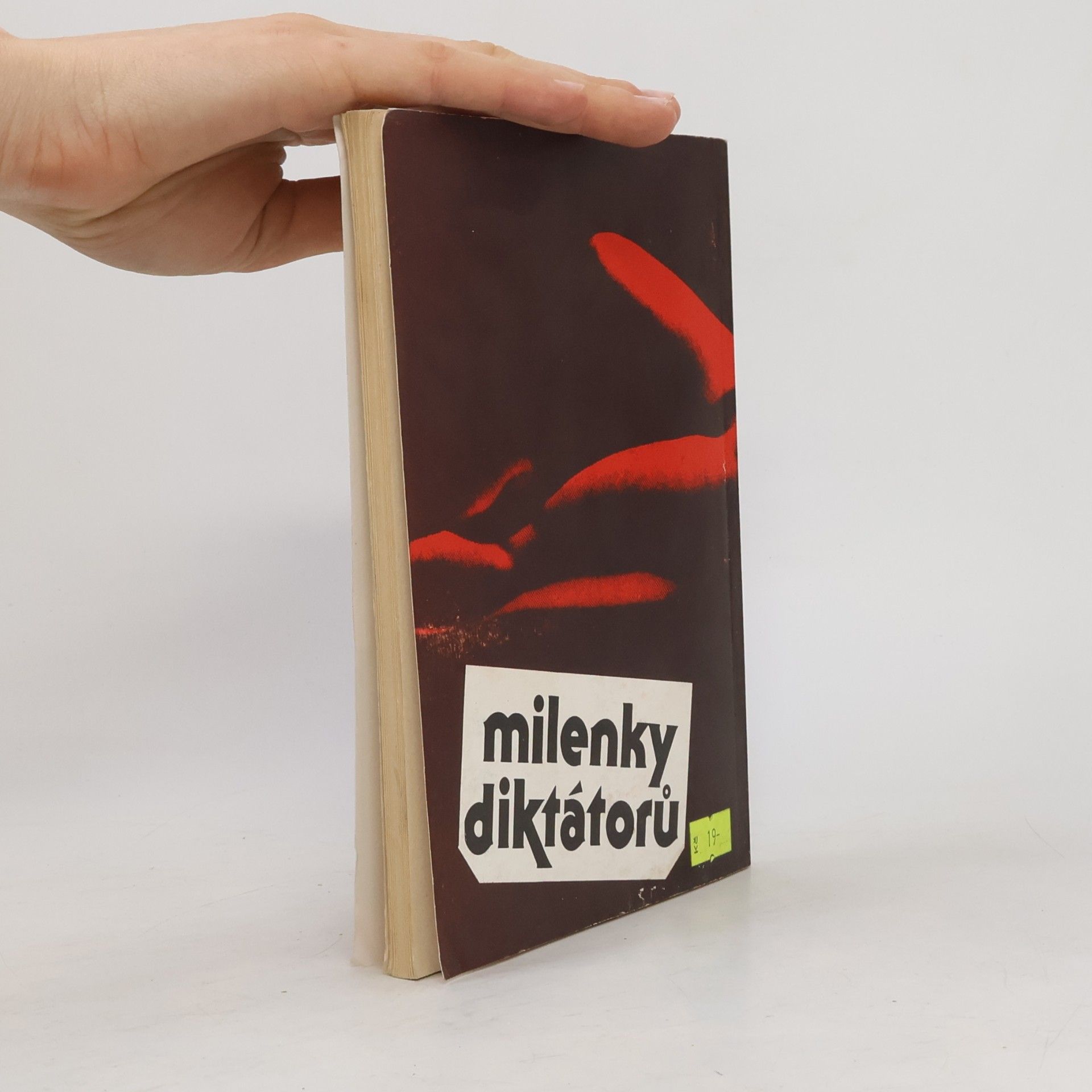 André Guerber Milenky diktátorů