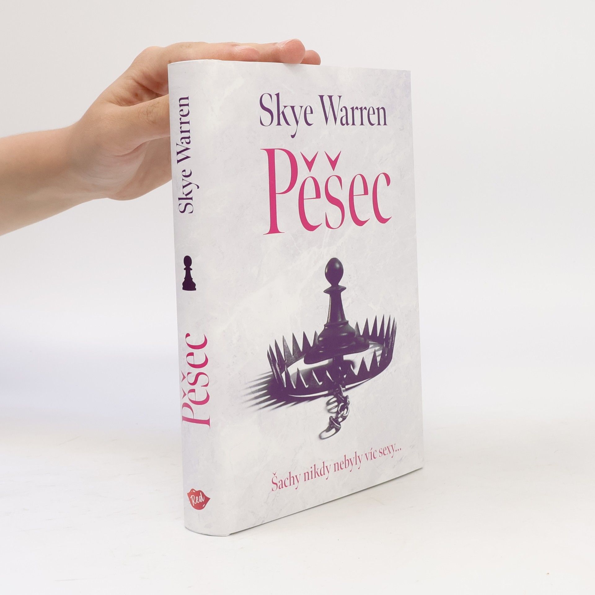 Skye Warren Pěšec