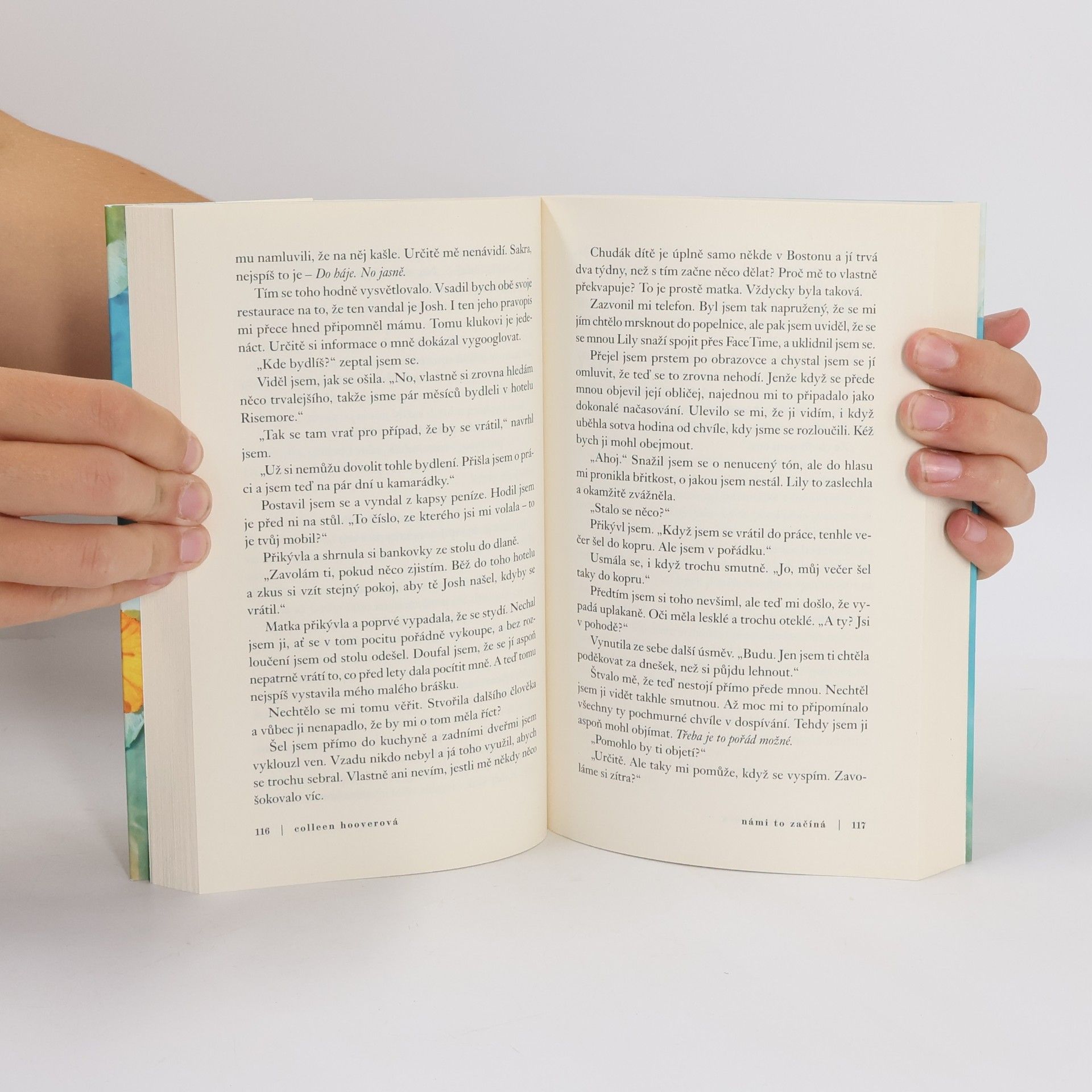 Colleen Hoover Námi to začíná