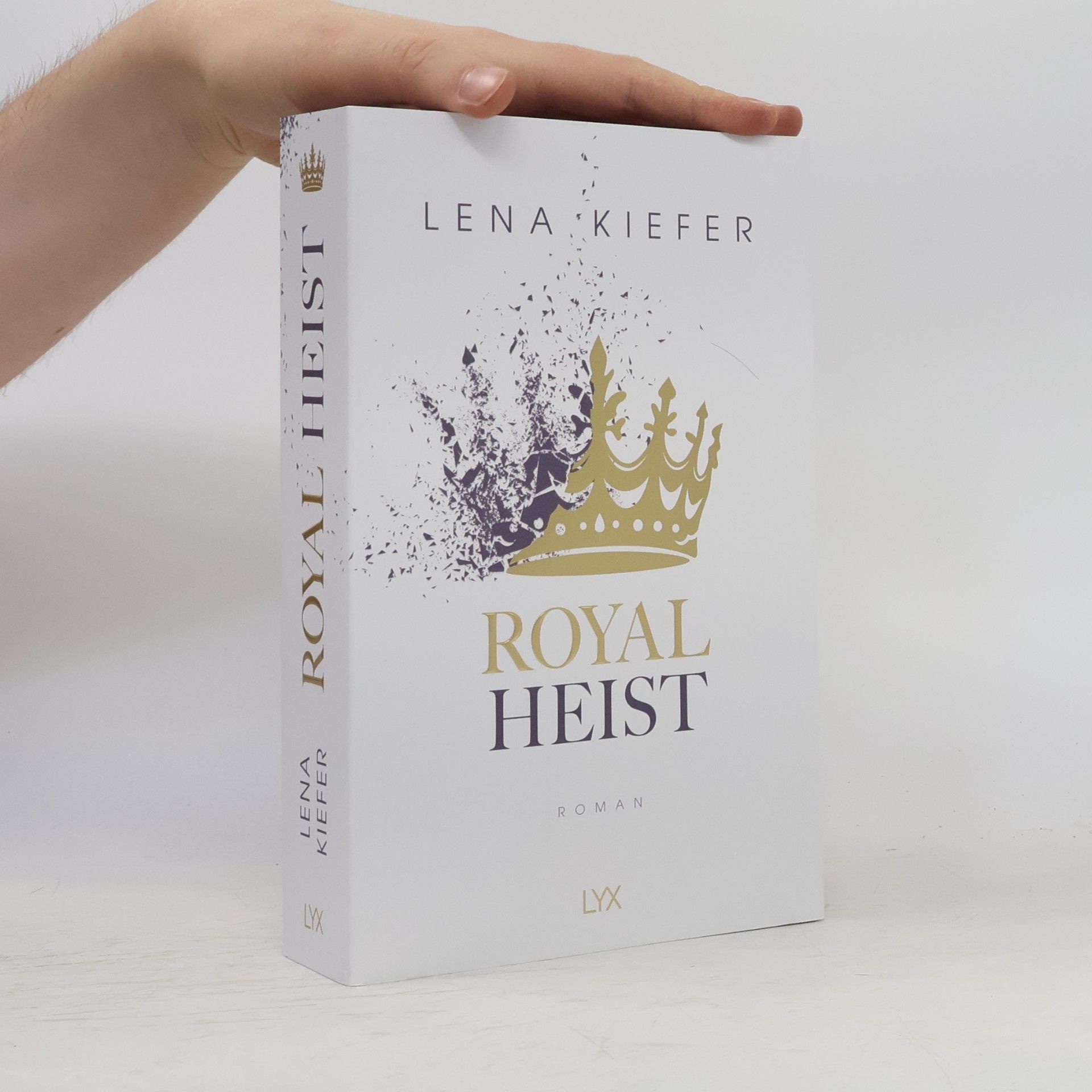 Lena Kiefer Royal Heist