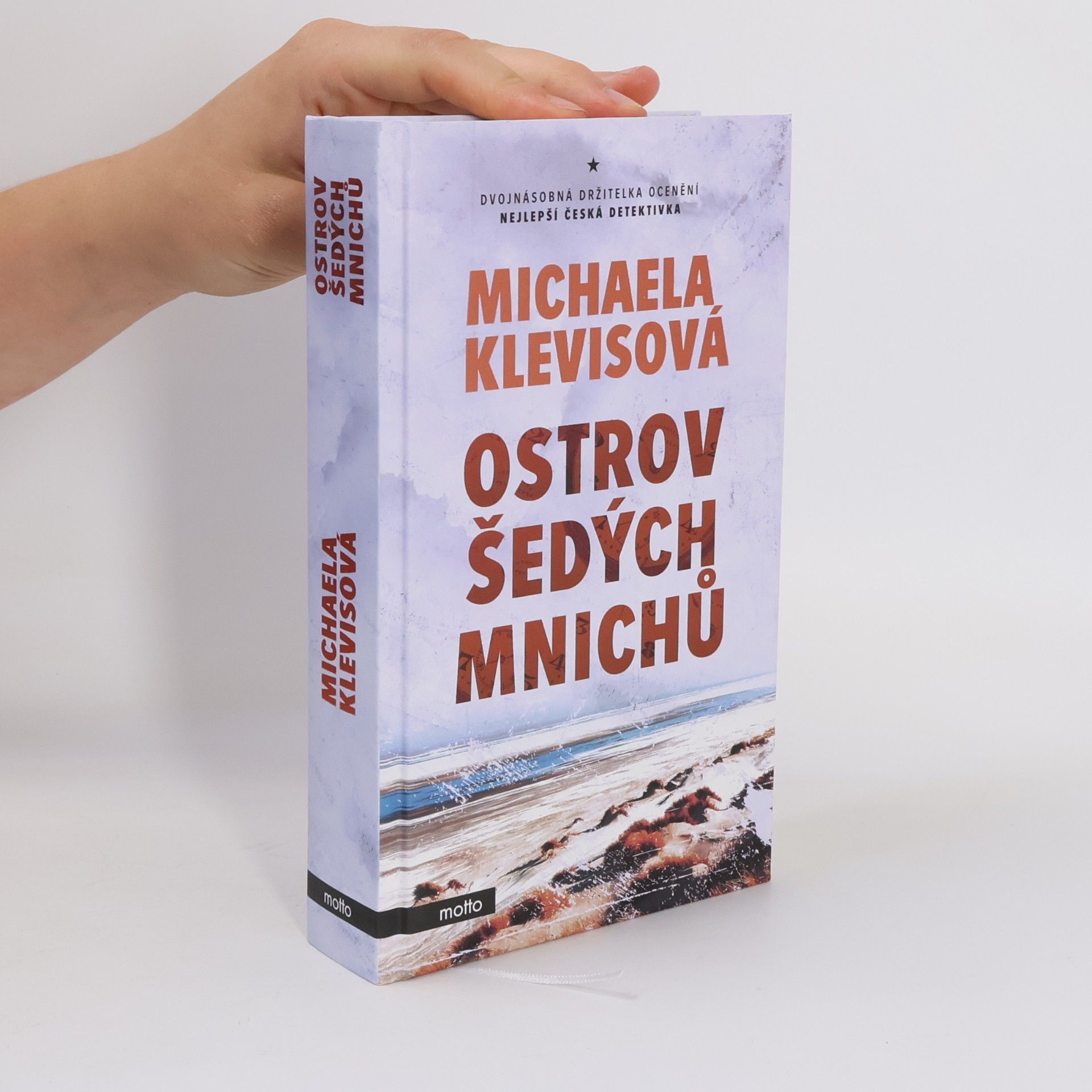 Michaela Klevisová Ostrov šedých mnichů