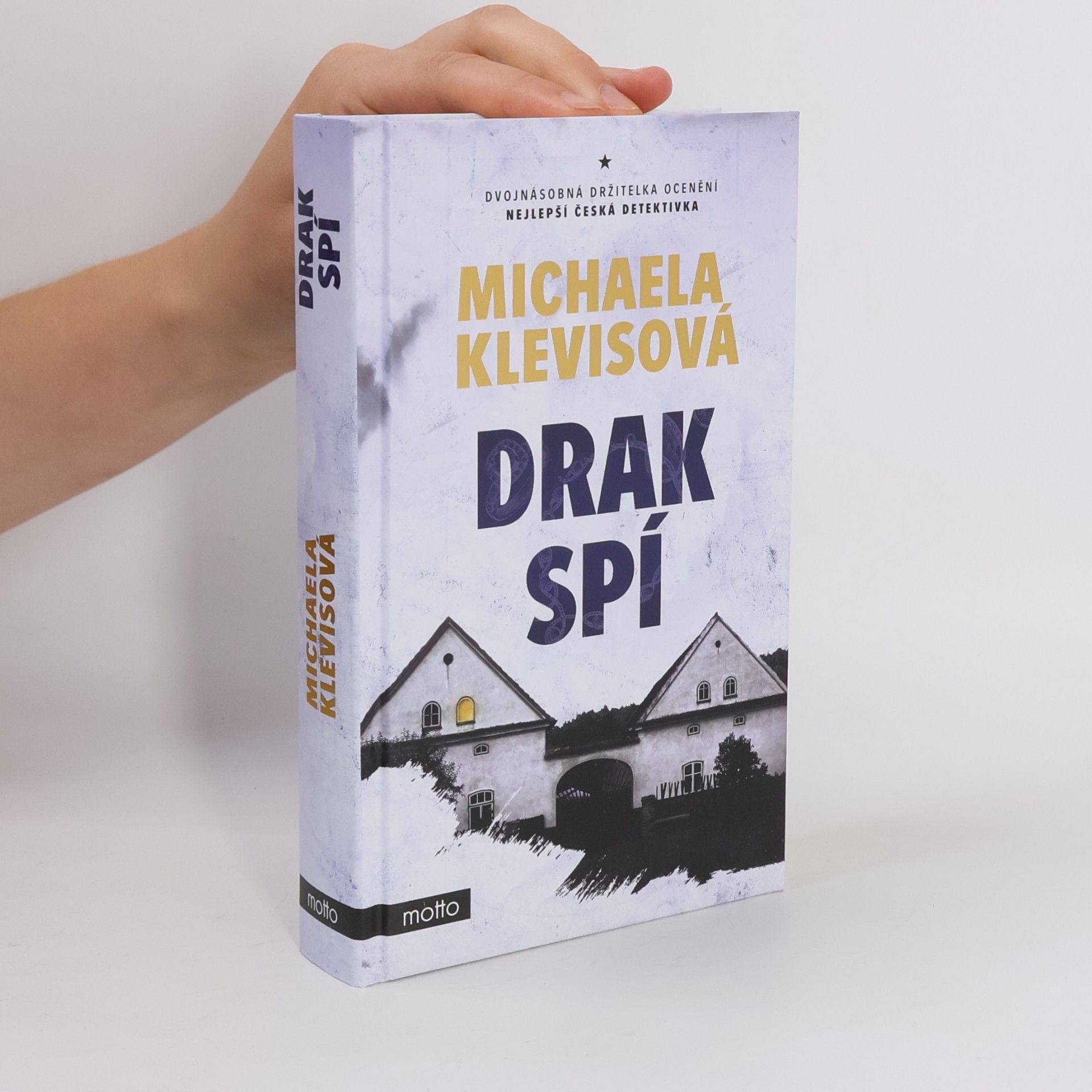 Michaela Klevisová Drak spí
