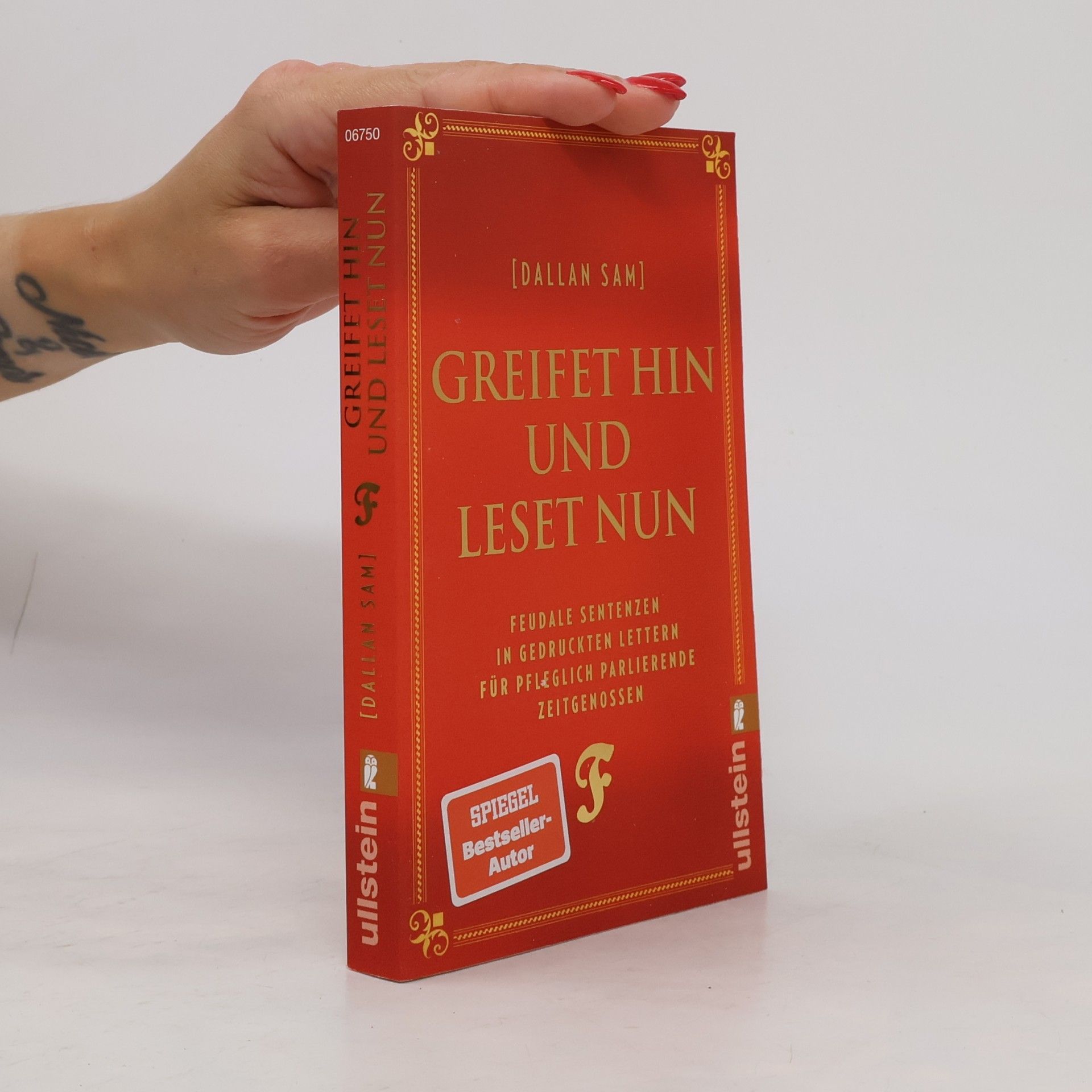 Dallan Sam Greifet hin und leset nun