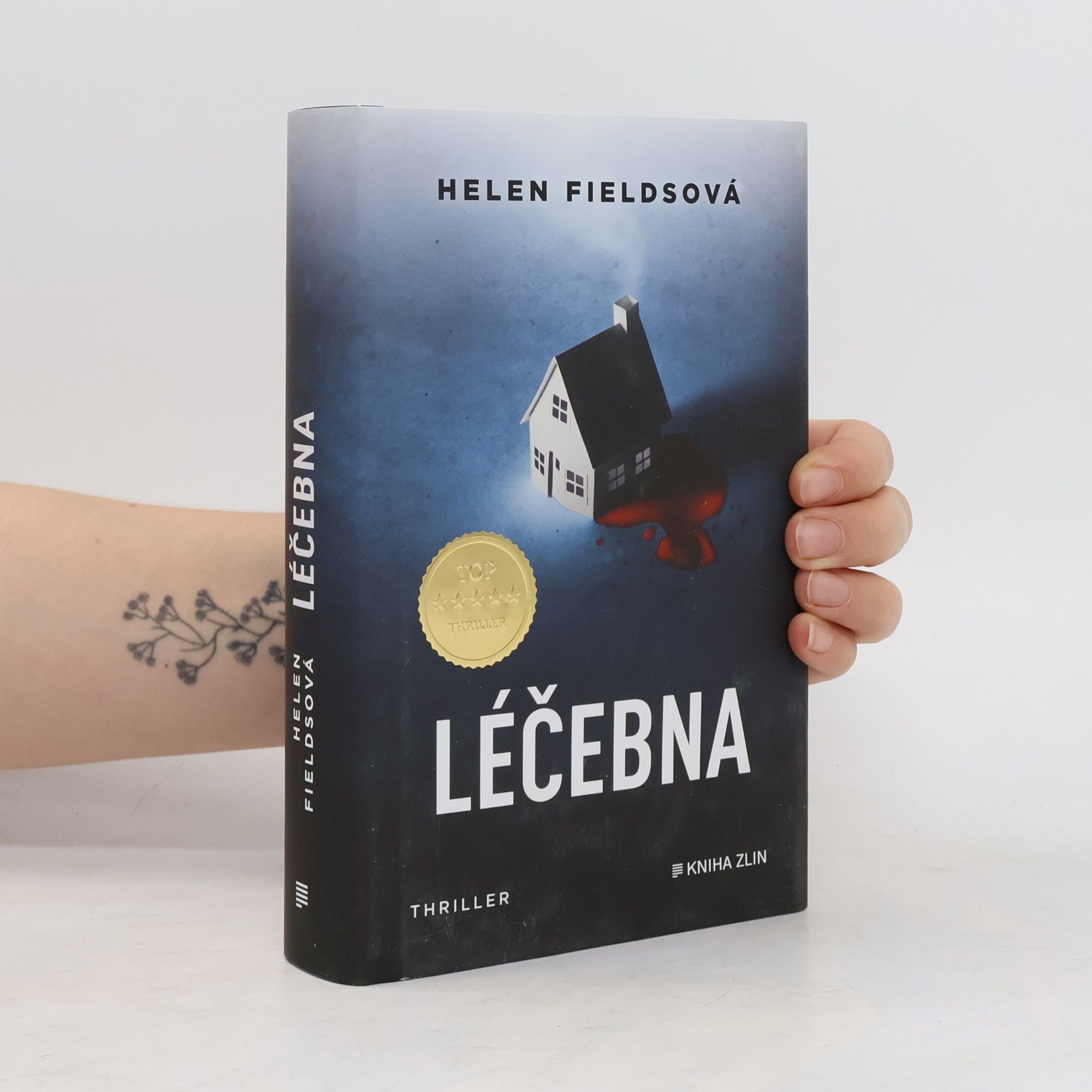 Helen Fields Léčebna