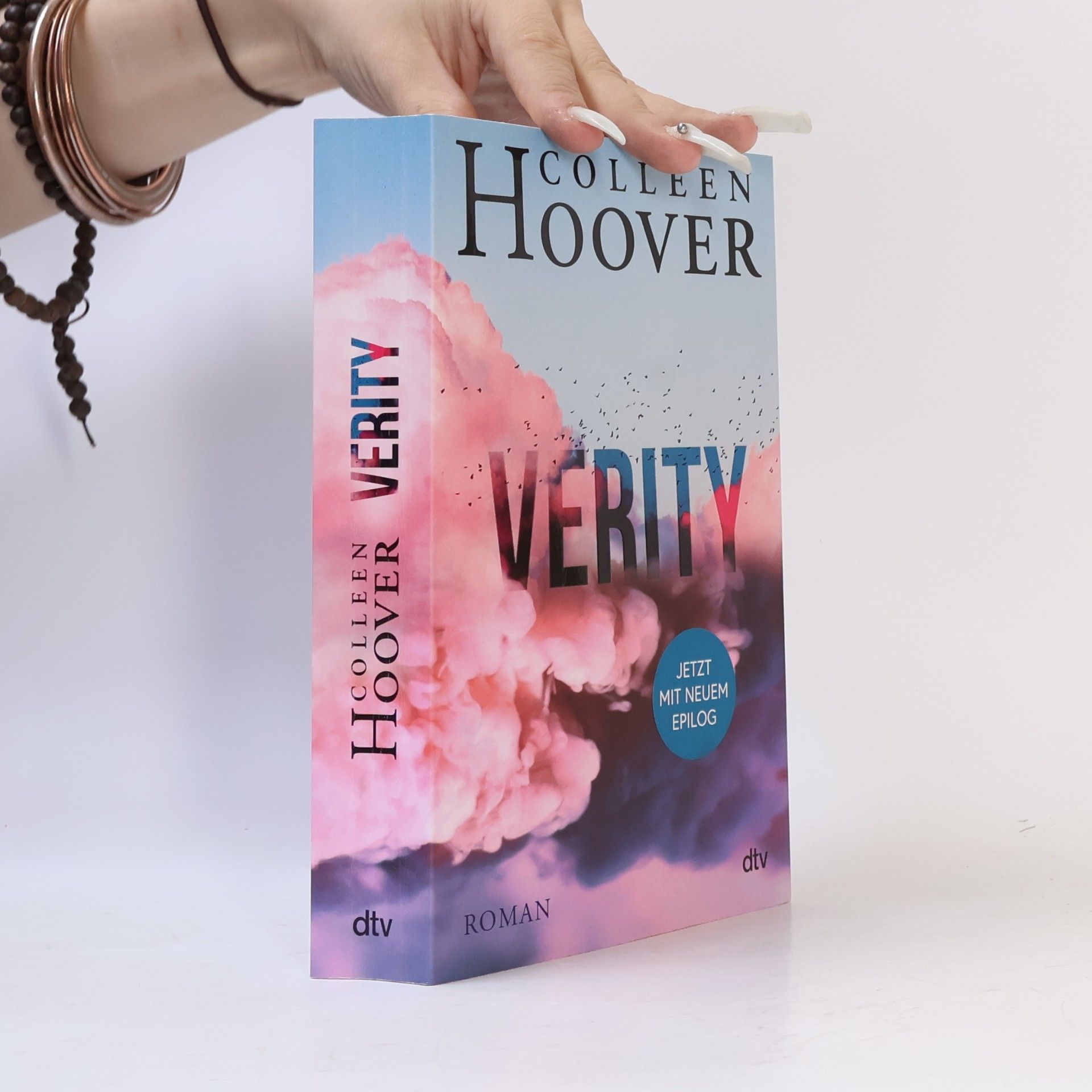 Colleen Hoover Verity