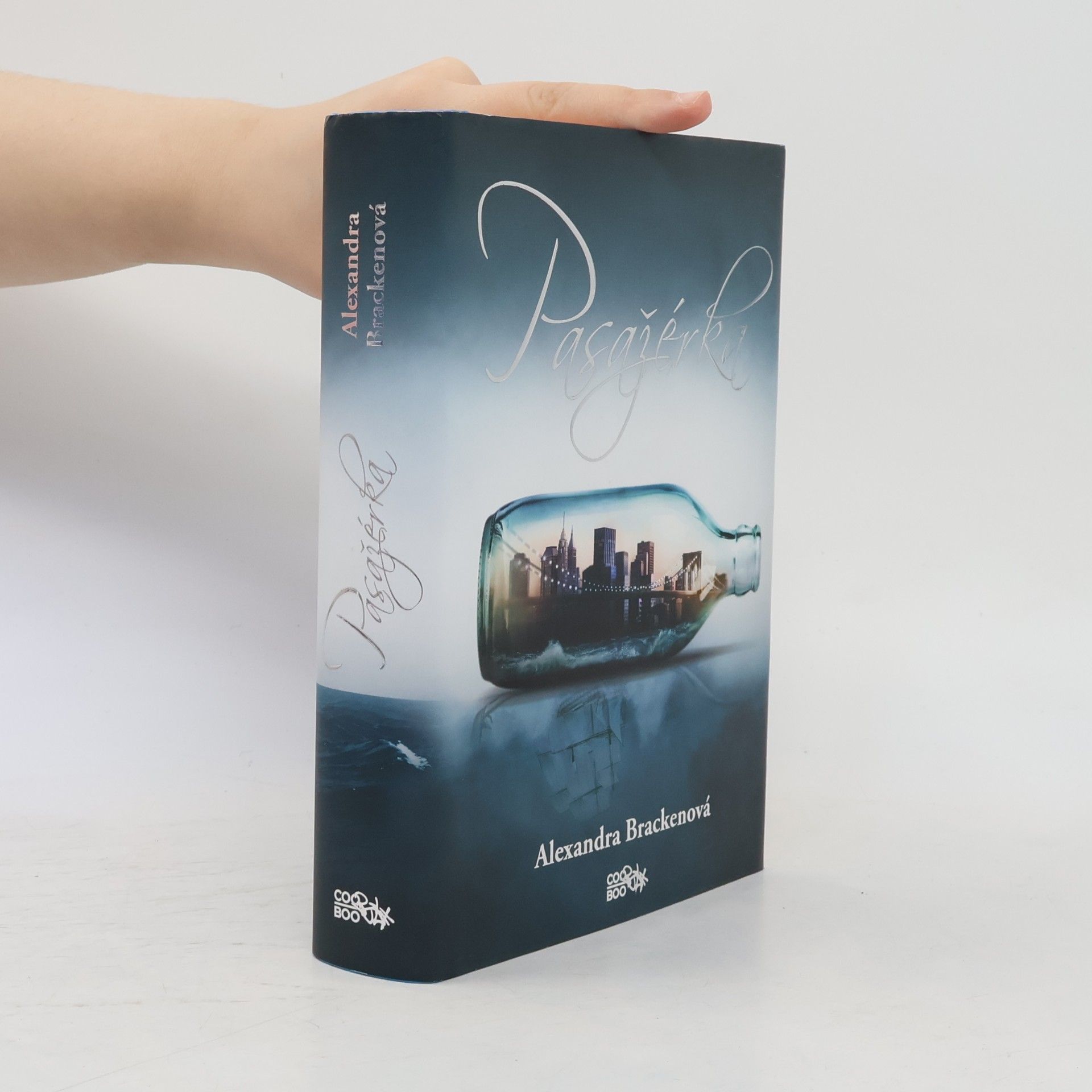 Alexandra Bracken Pasažérka