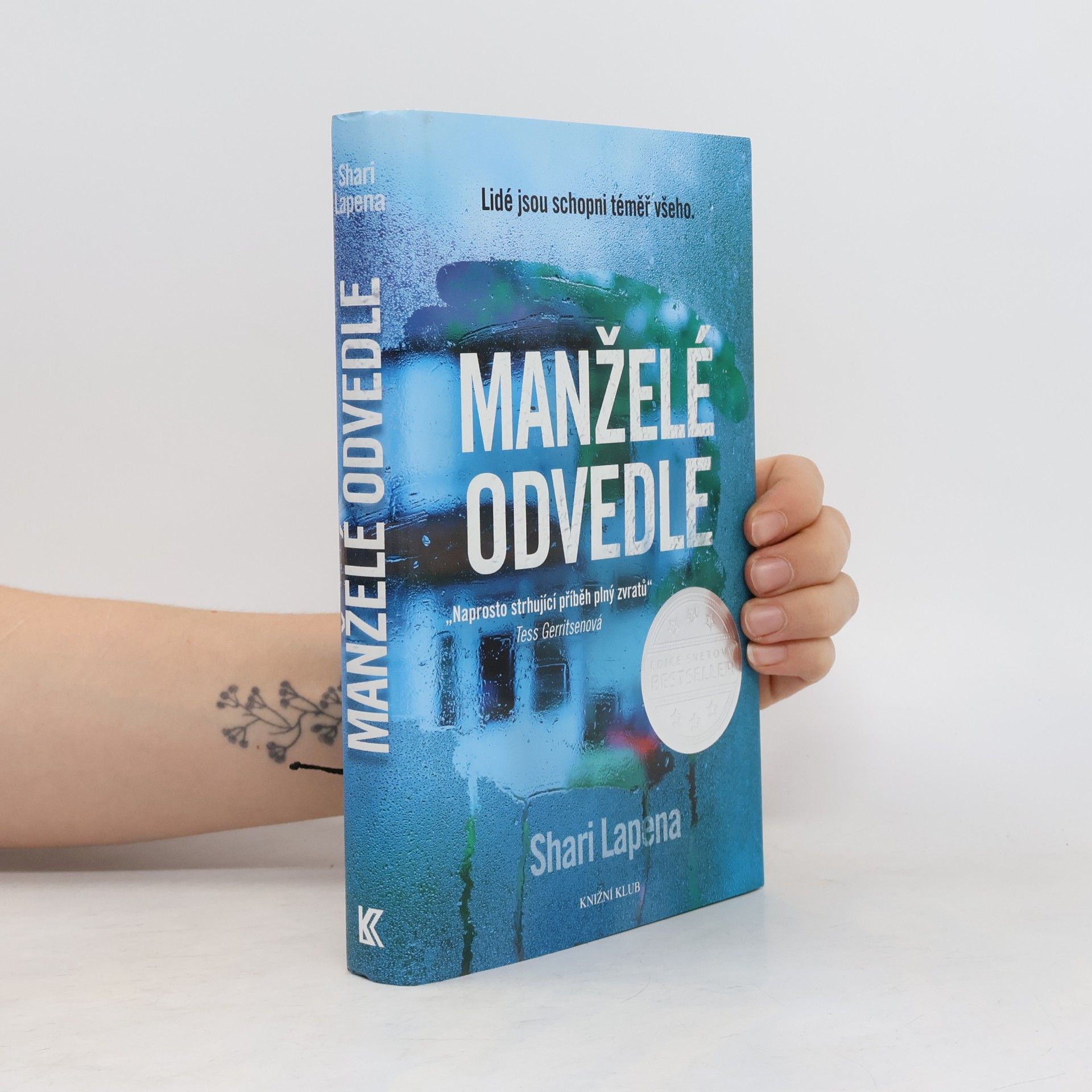 Shari Lapena Manželé odvedle