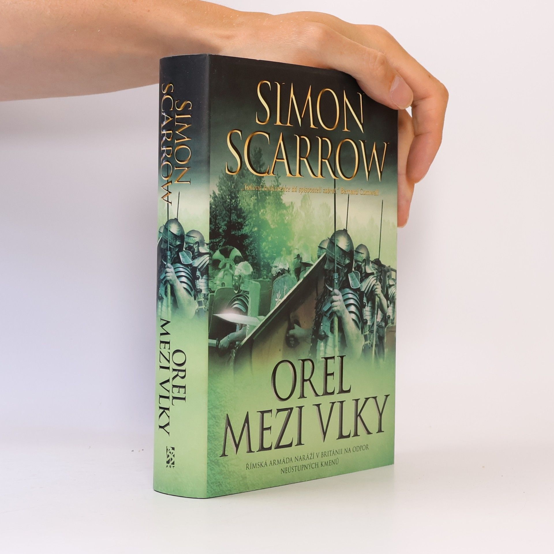 Simon Scarrow Orel mezi vlky