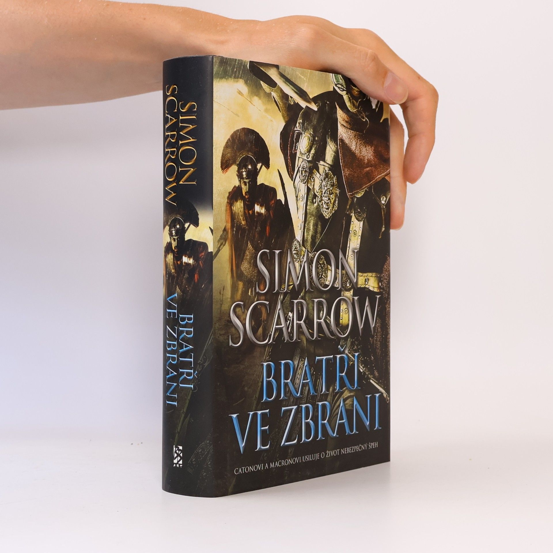 Simon Scarrow Bratři ve zbrani