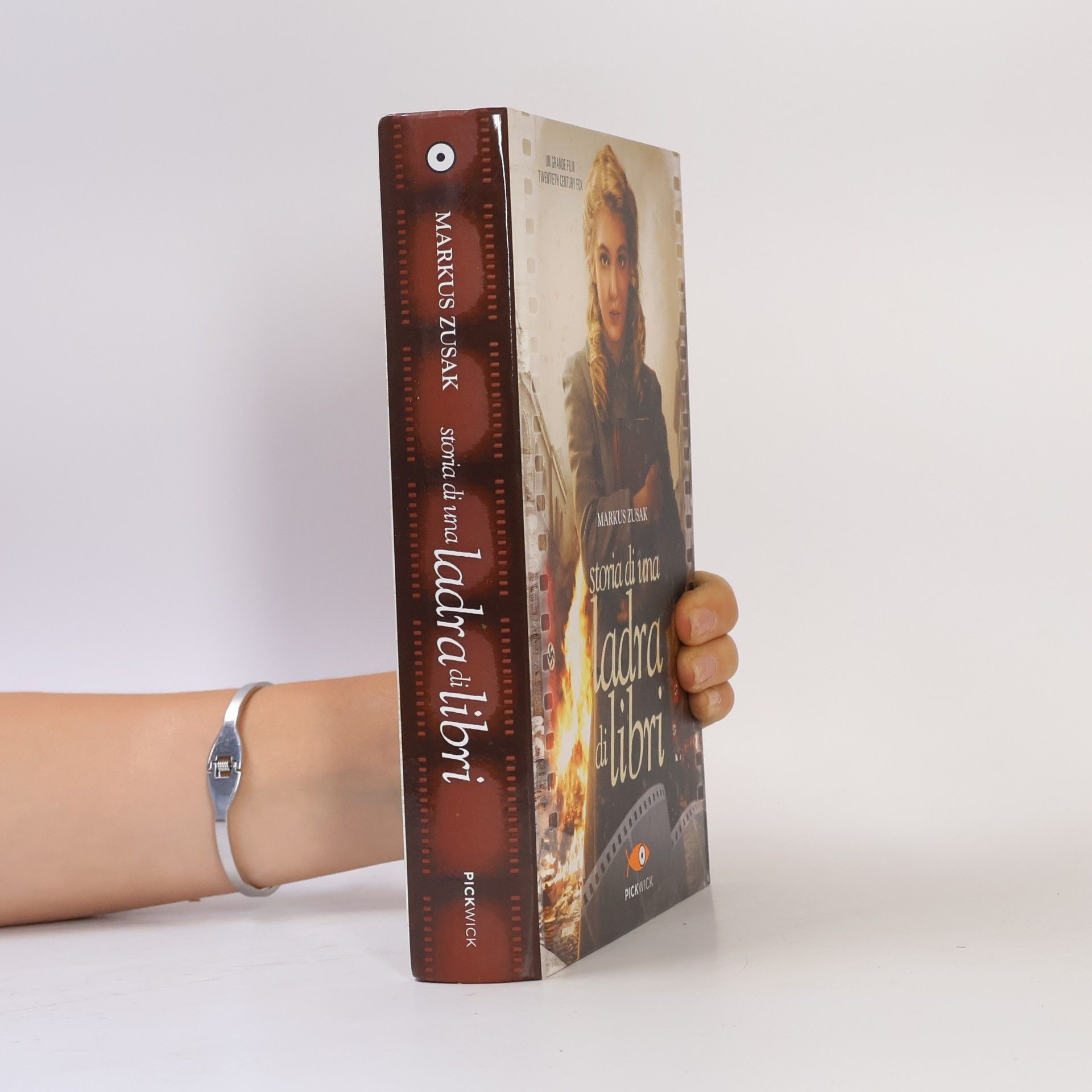 Markus Zusak Storia di una ladra di libri