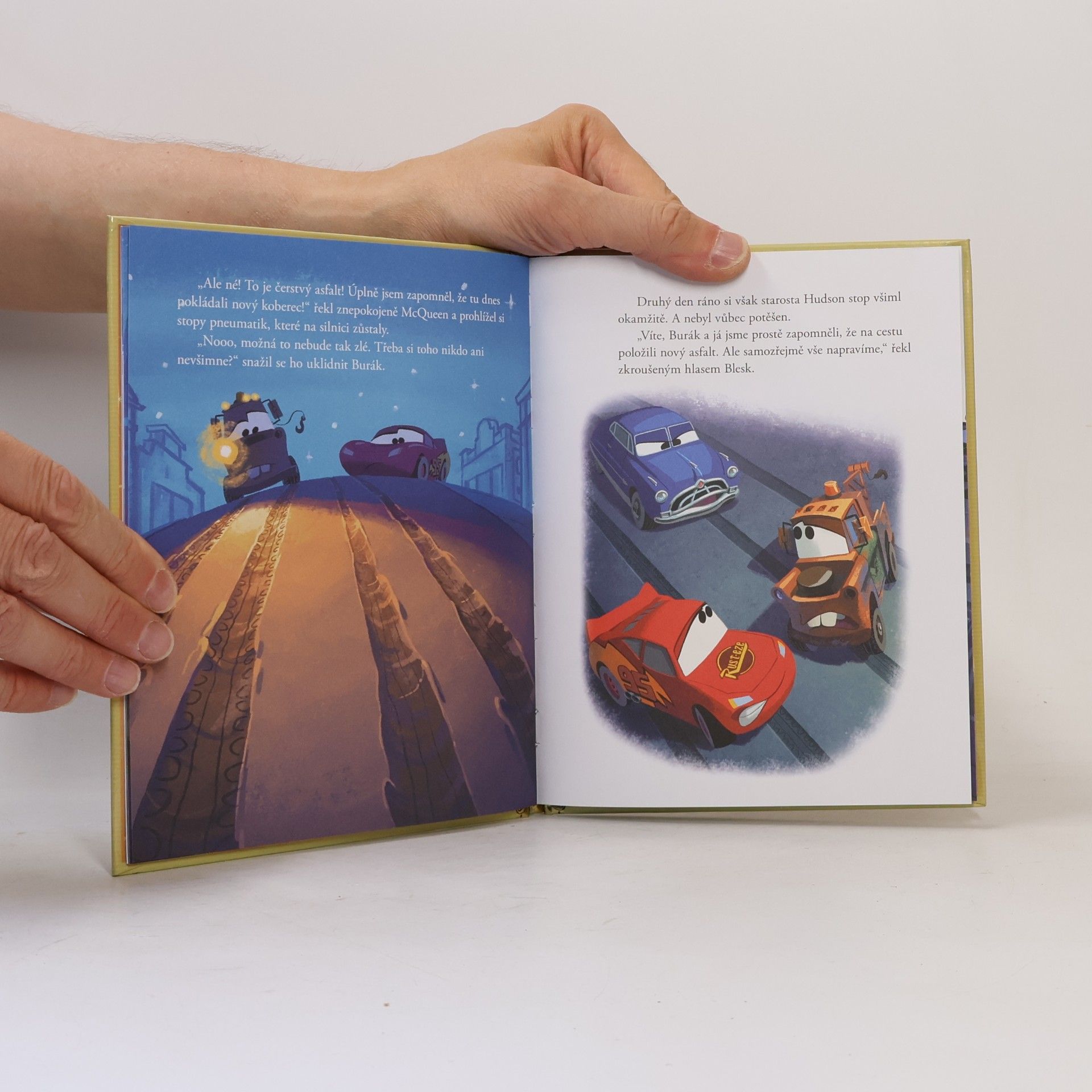 Various authors Zlatá sbírka pohádek 94. Auta: Trable s traktory