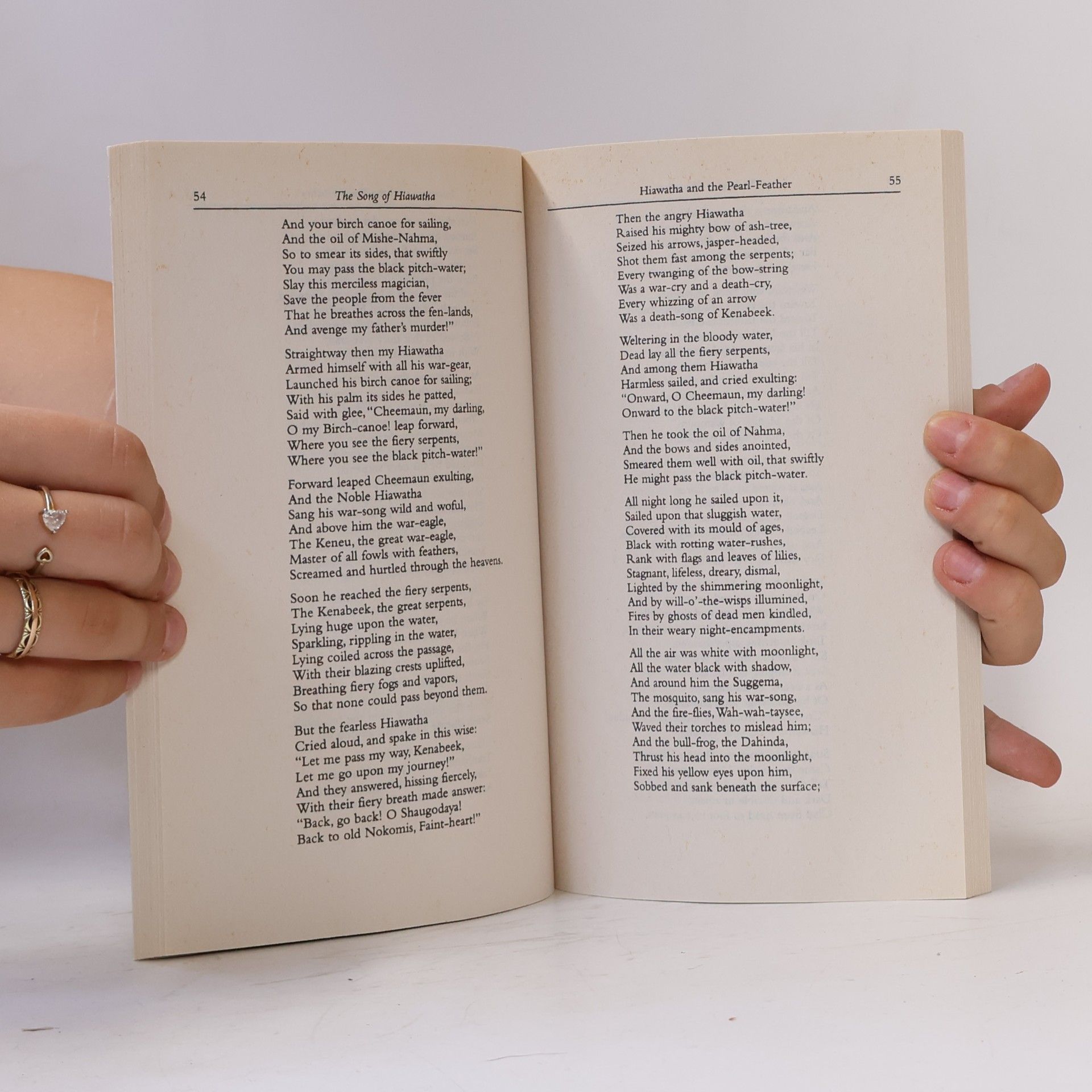 Henry Wadsworth Longfellow Dover Thrift Editions: Song of Hiawatha