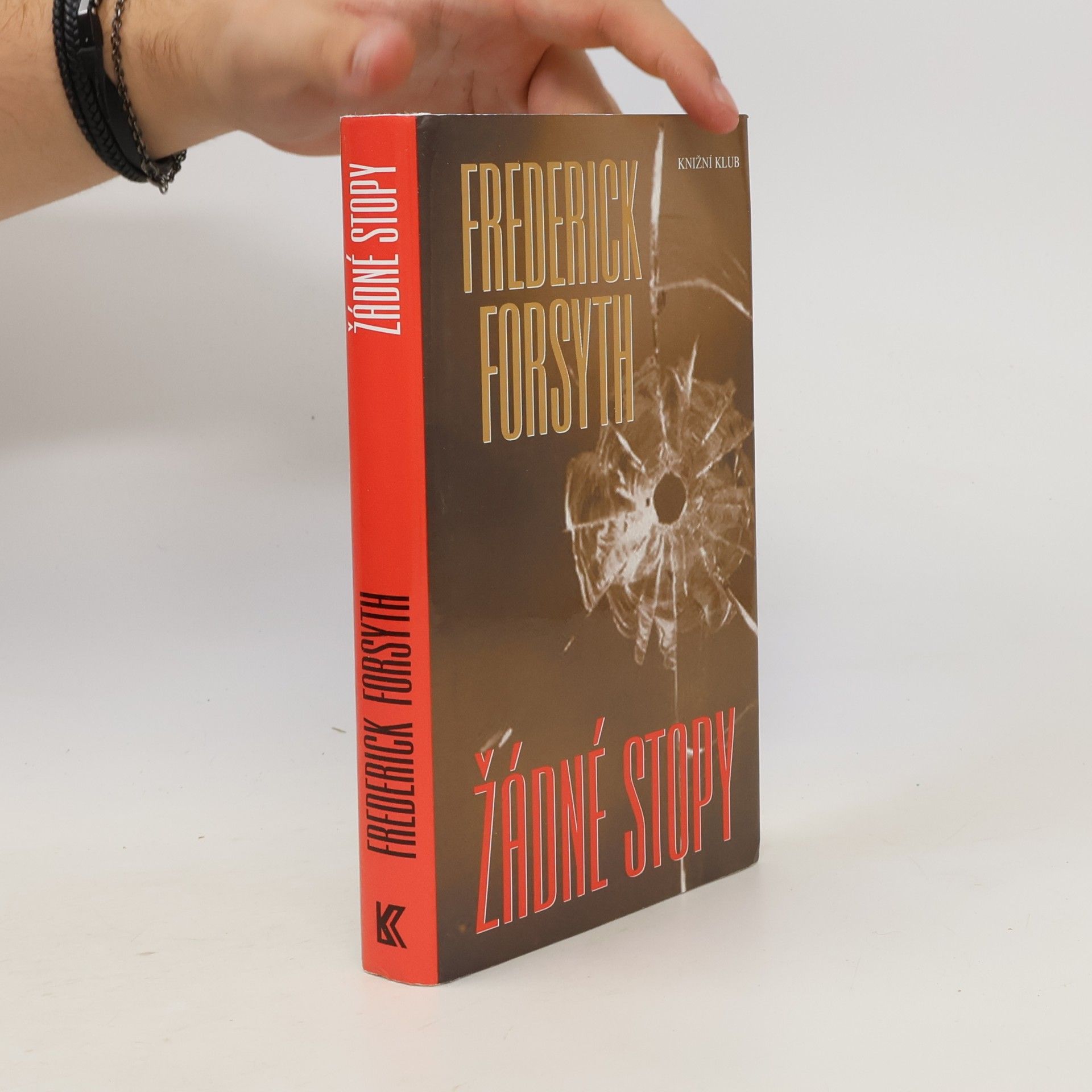 Frederick Forsyth Žádné stopy