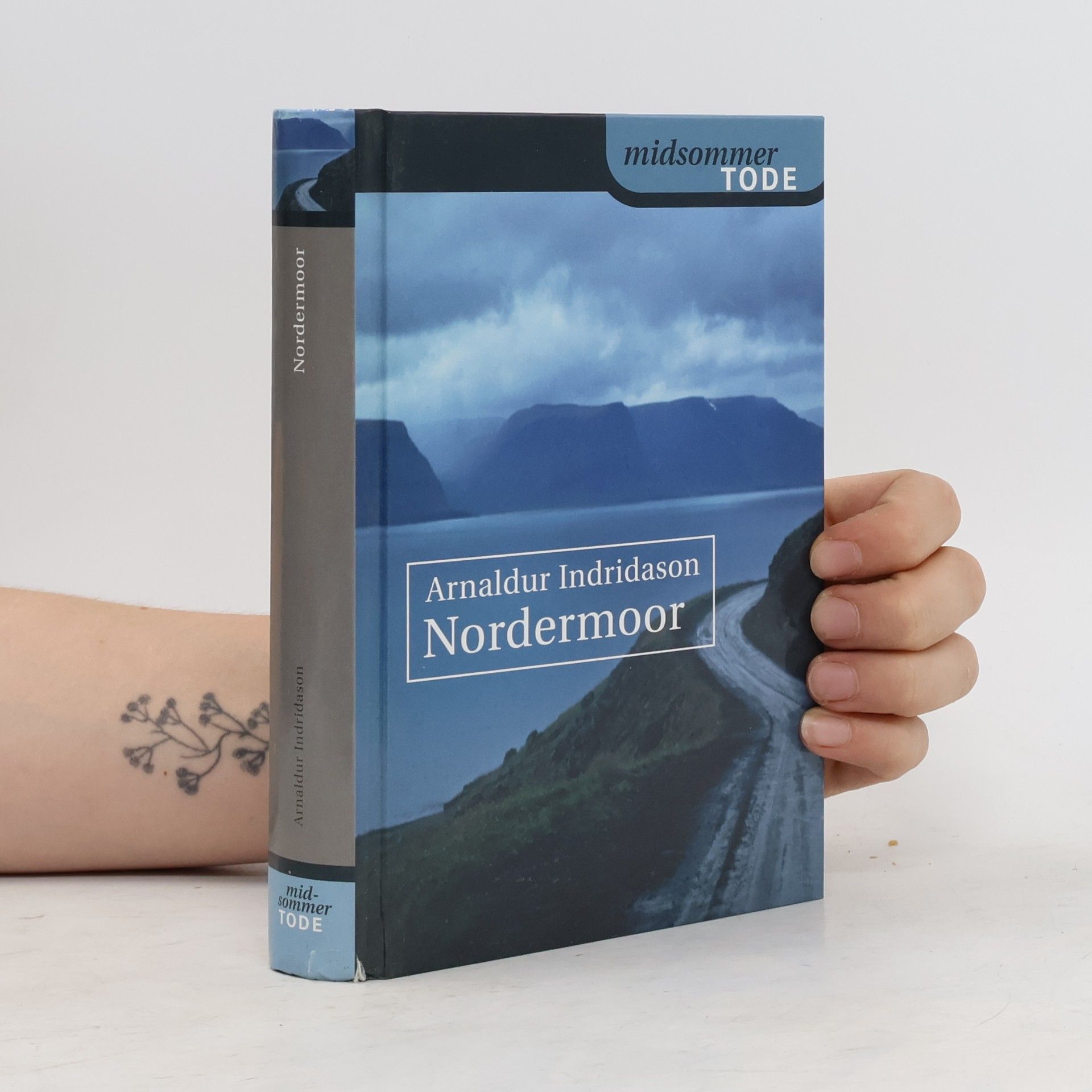 Arnaldur Indriðason Midsommer Tode. Nordermoor