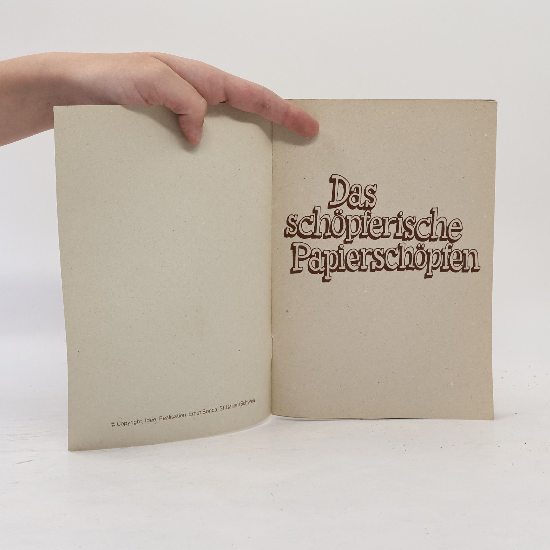 kolektiv Das schöpferische Papierschöpfen