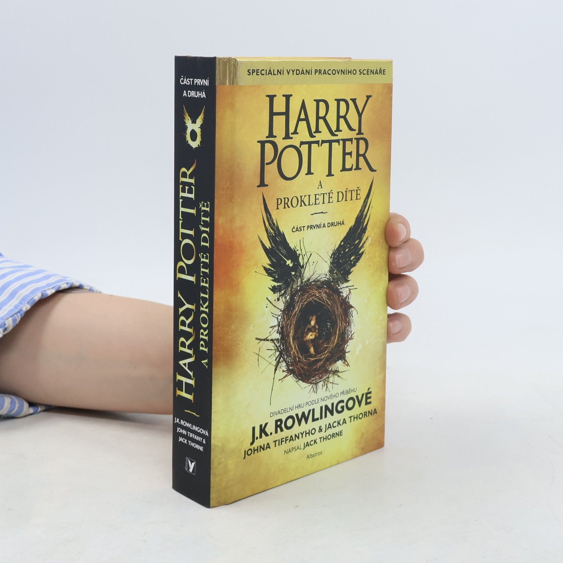 Jack Thorne Harry Potter a prokleté dítě