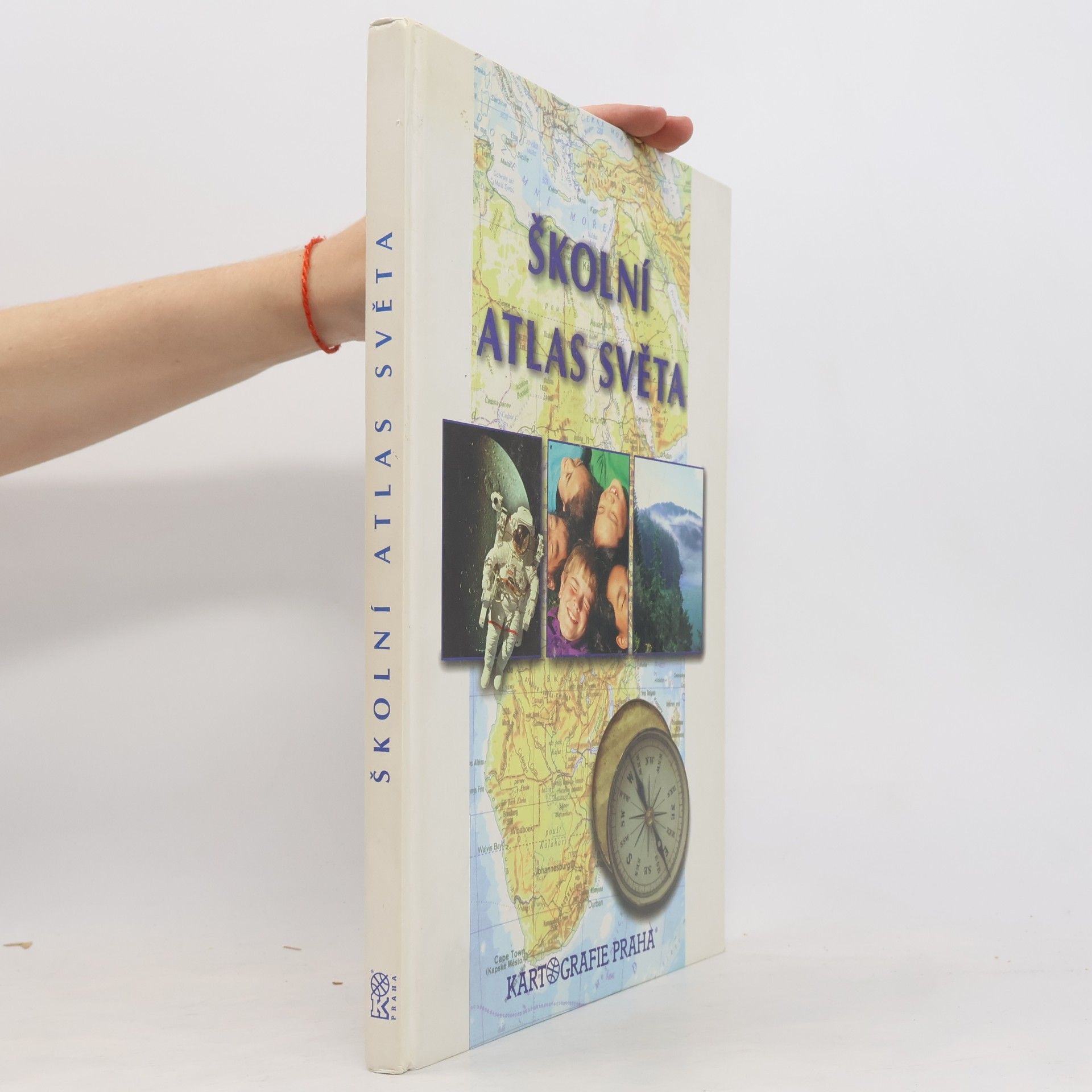 Věra Dobrovolná Školní atlas světa