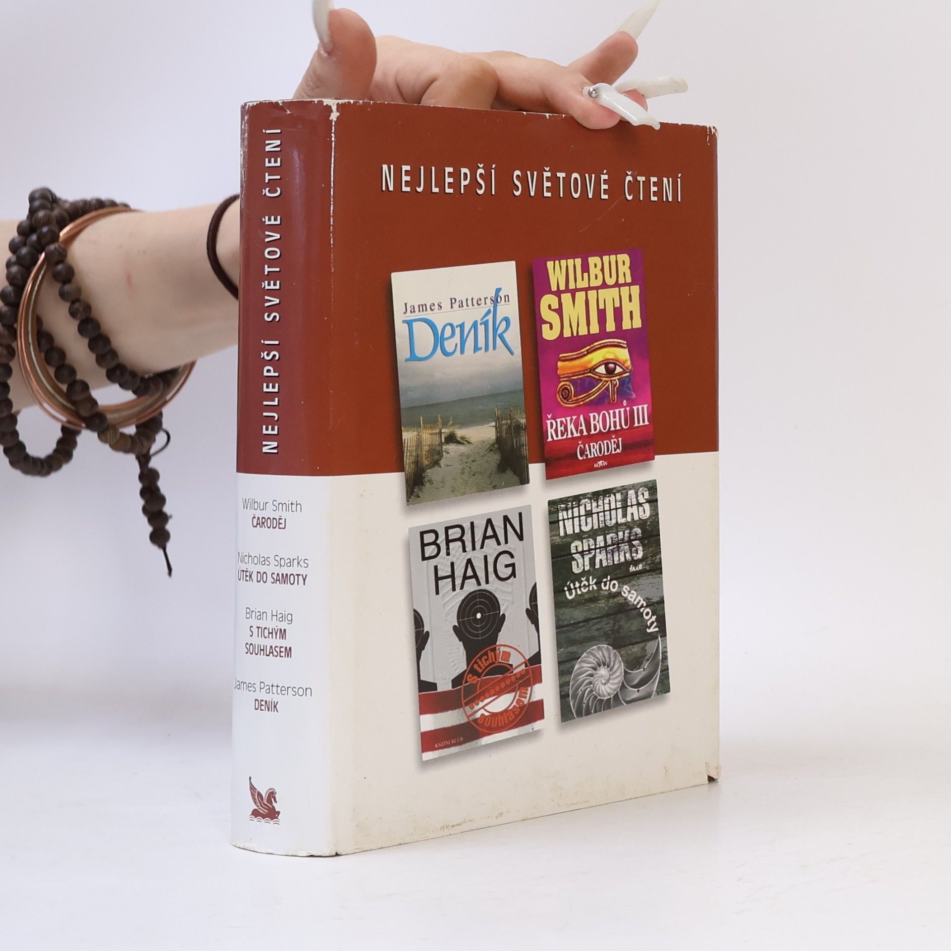 Nicholas Sparks Nejlepší světové čtení. Čaroděj. Útěk do samoty. S tichým souhlasem. Deník