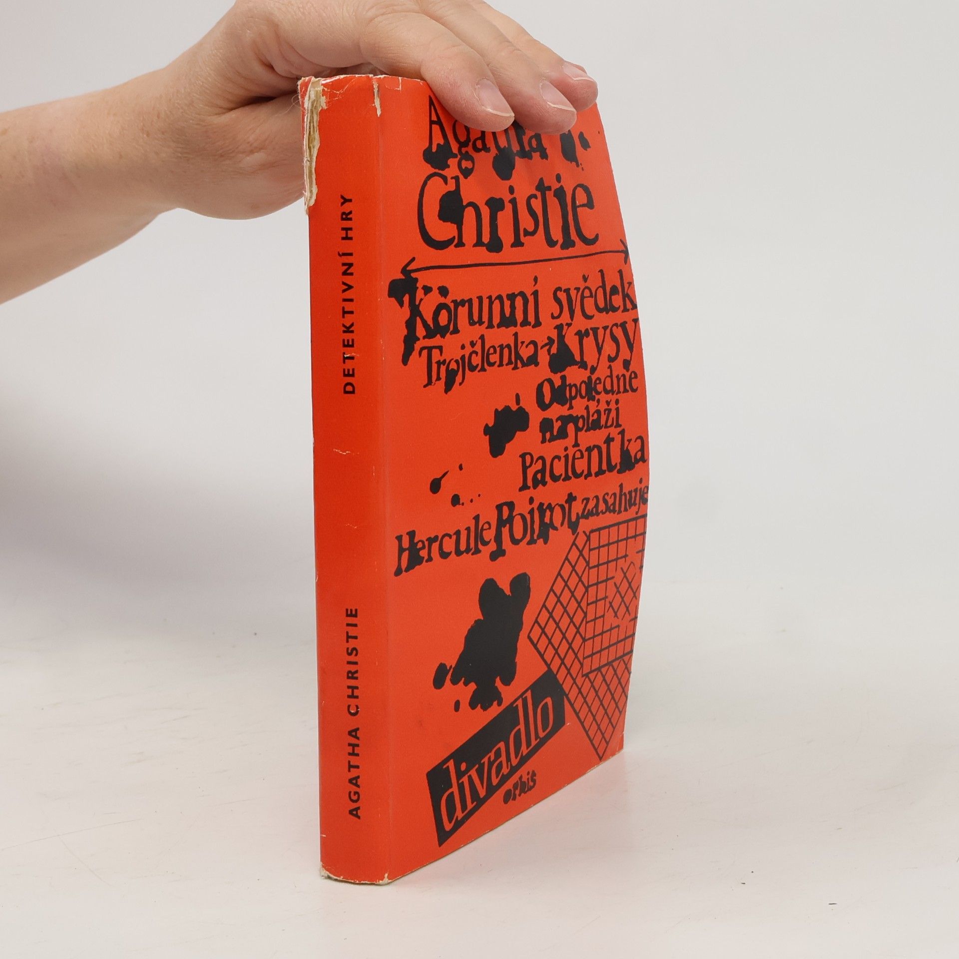 Agatha Christie Detektivní hry. Hercule Poirot zasahuje, Korunní svědek, Trojčlenka.
