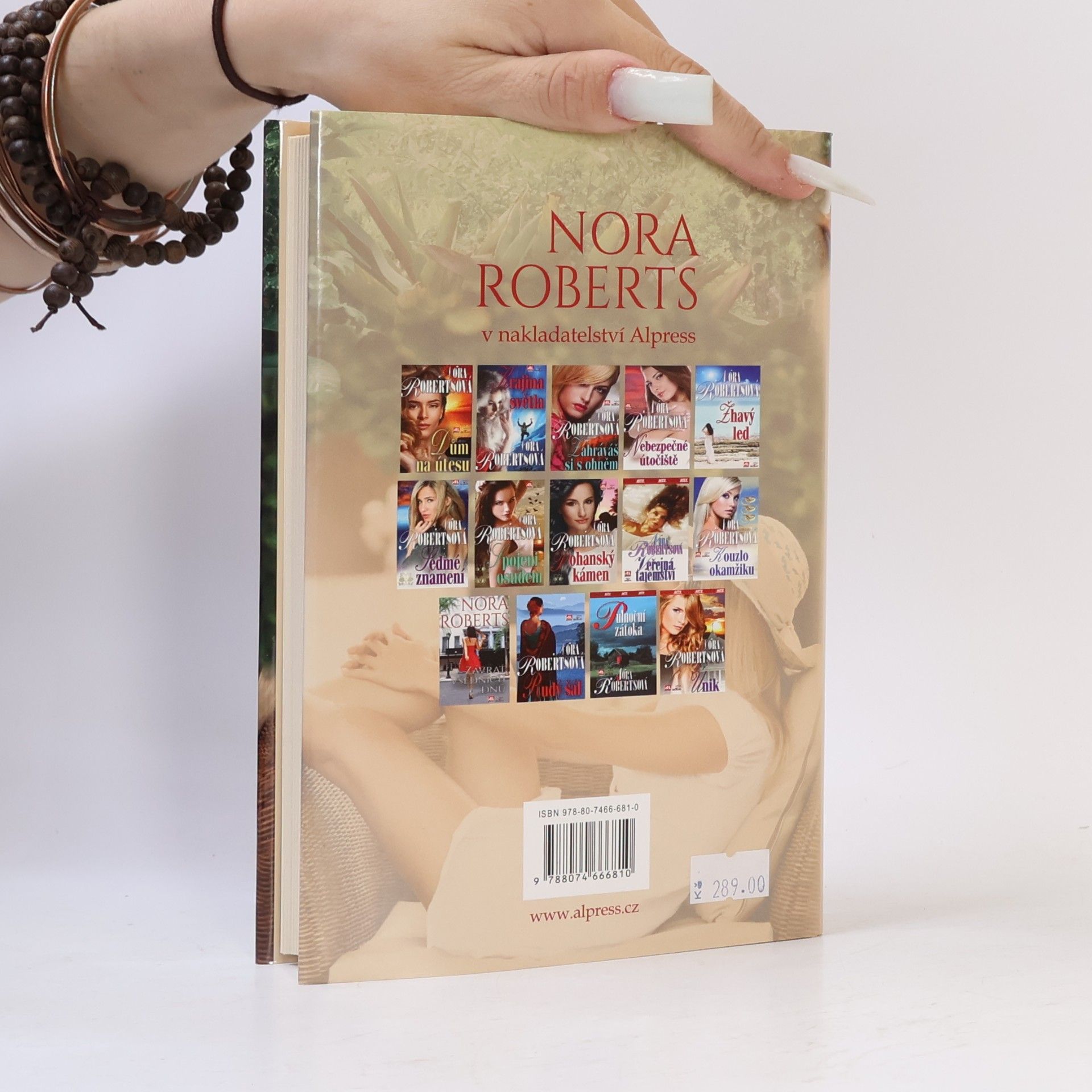 Nora Roberts Modré z nebe