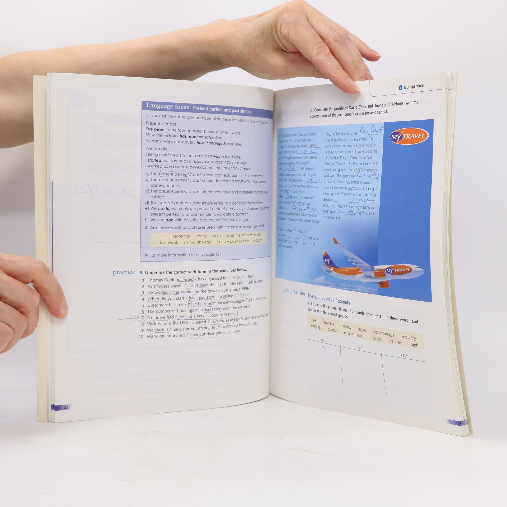 Peter Strutt English for international tourism. Intermediate, Students' book