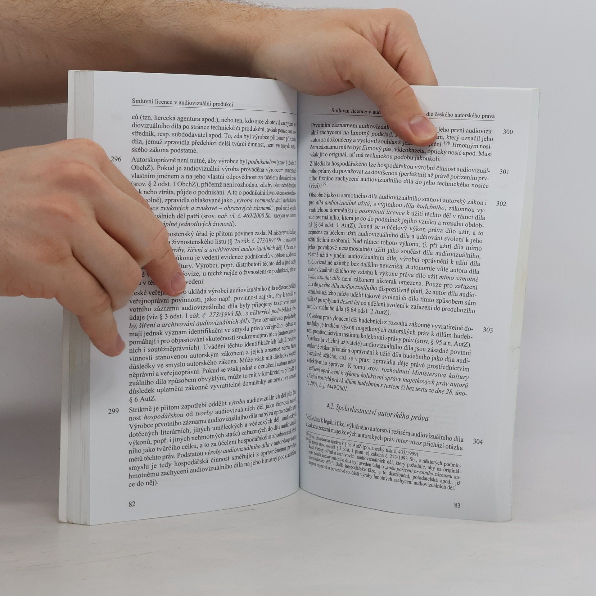 Autorenkollektiv Smluvní licence v autorském právu
