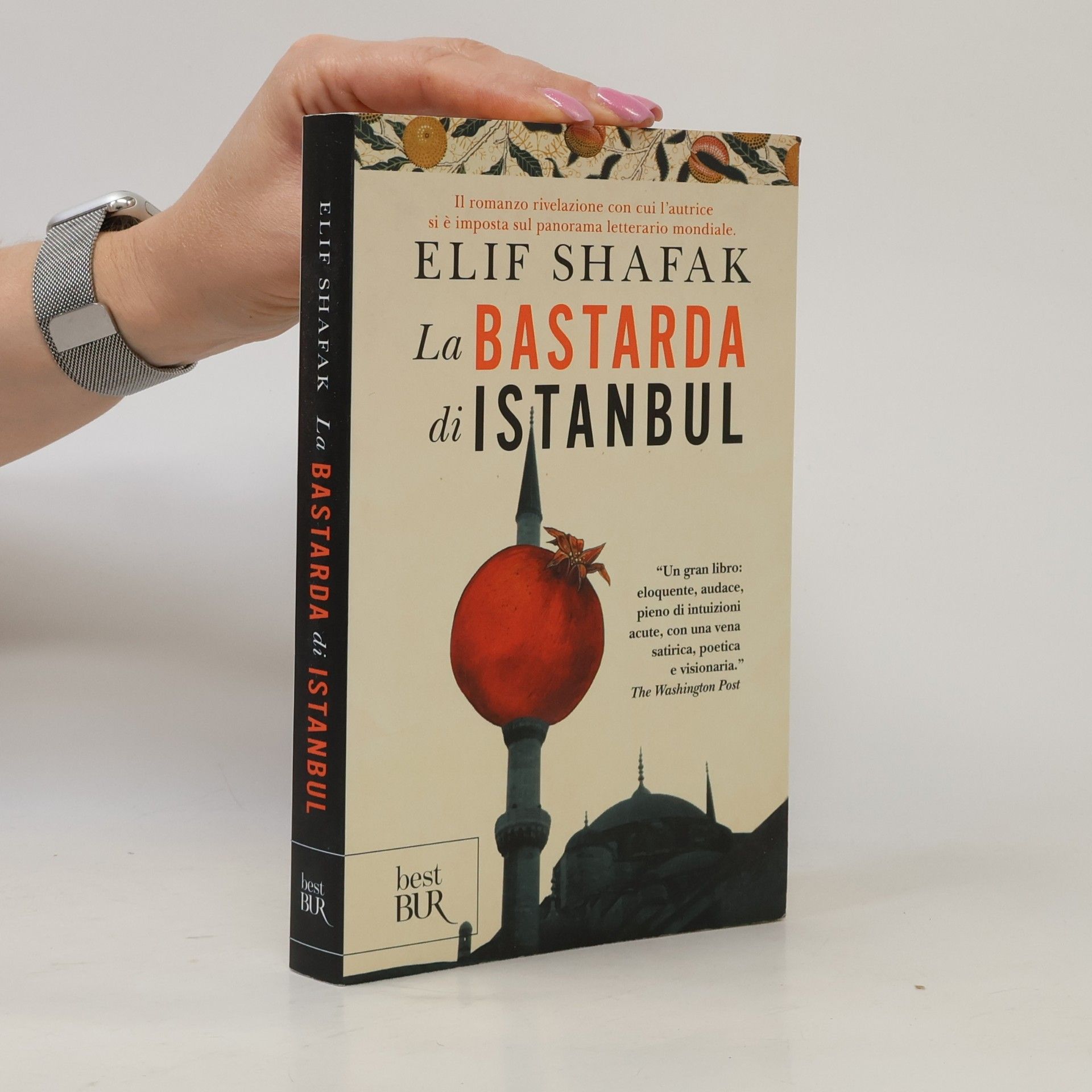 Elif Shafak La bastarda di Instanbul