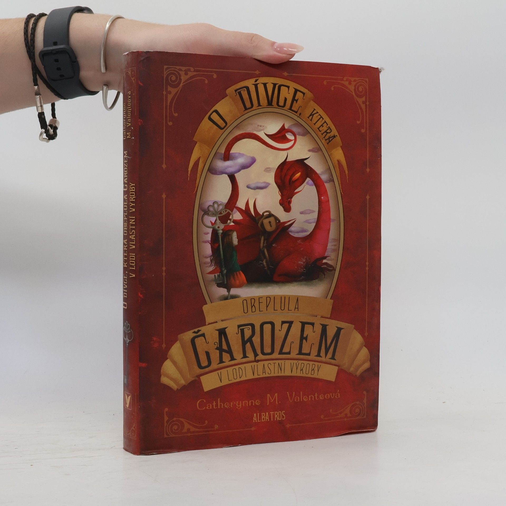 Catherynne M. Valente O dívce, která obeplula Čarozem v lodi vlastní výroby