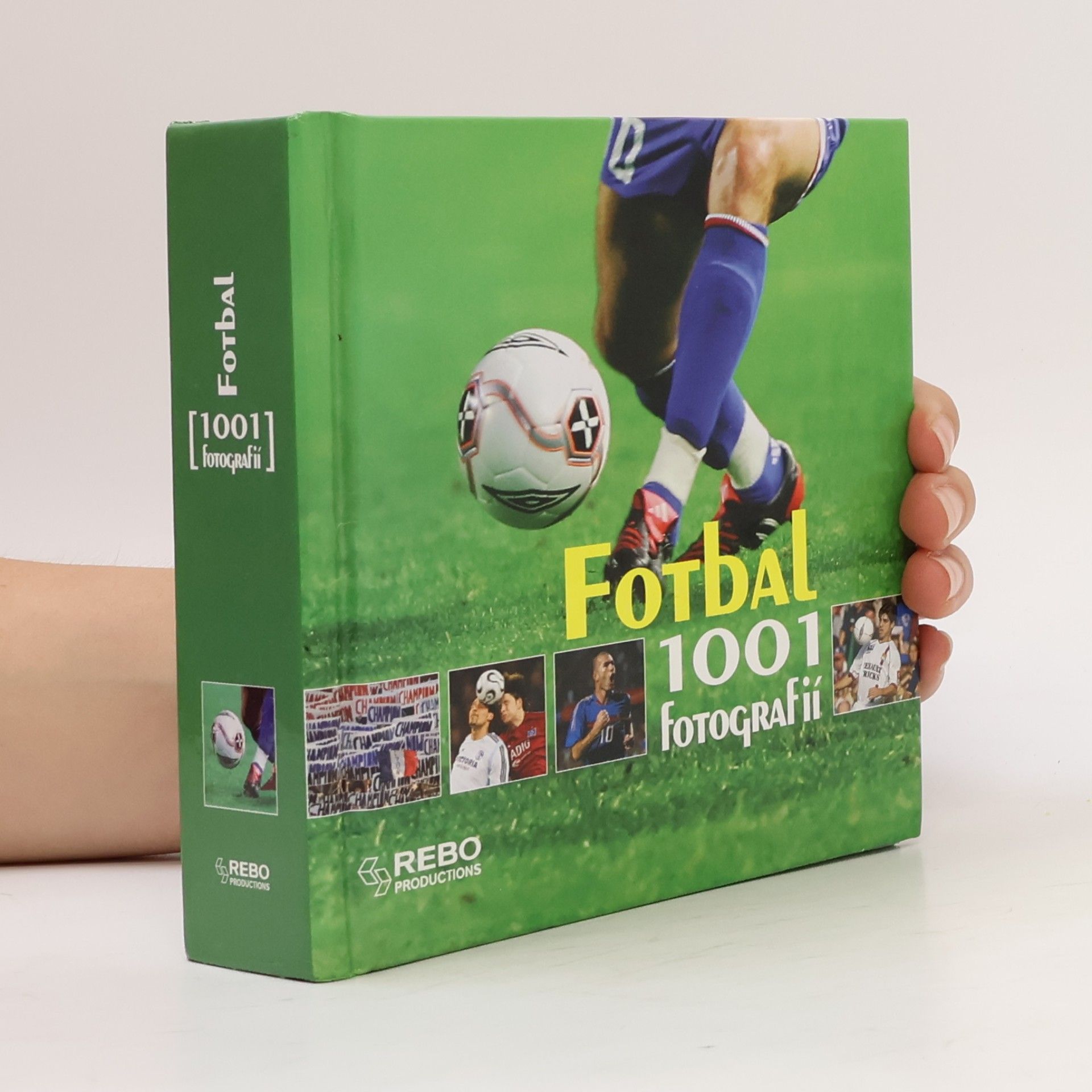 Marie Kloučková Fotbal. 1001 fotografií