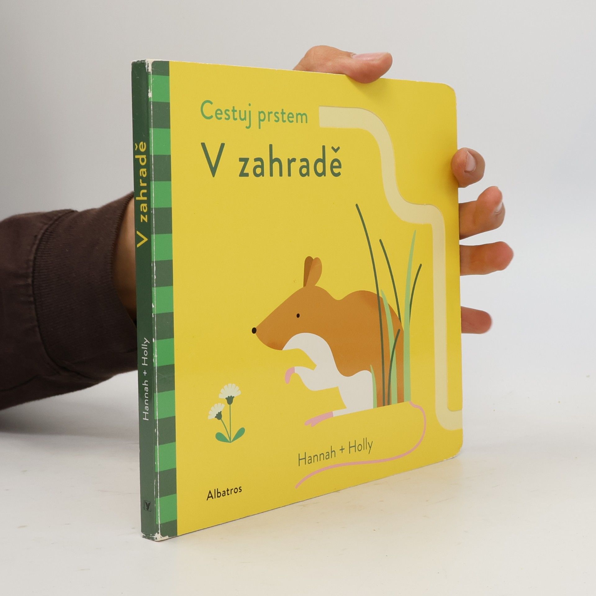 Autores varios V zahradě