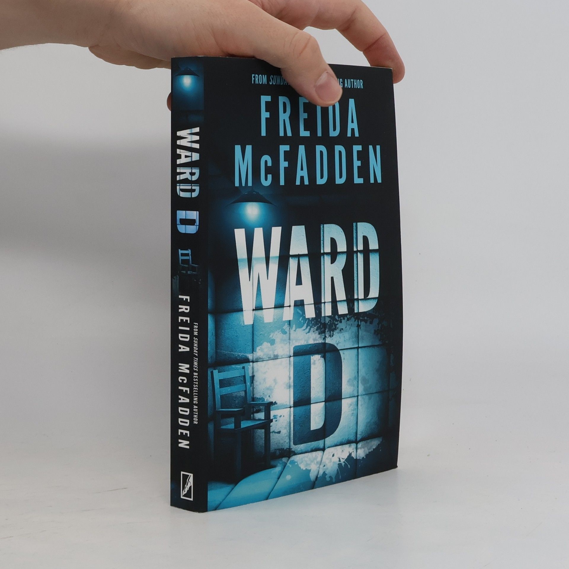 Freida McFadden Ward D