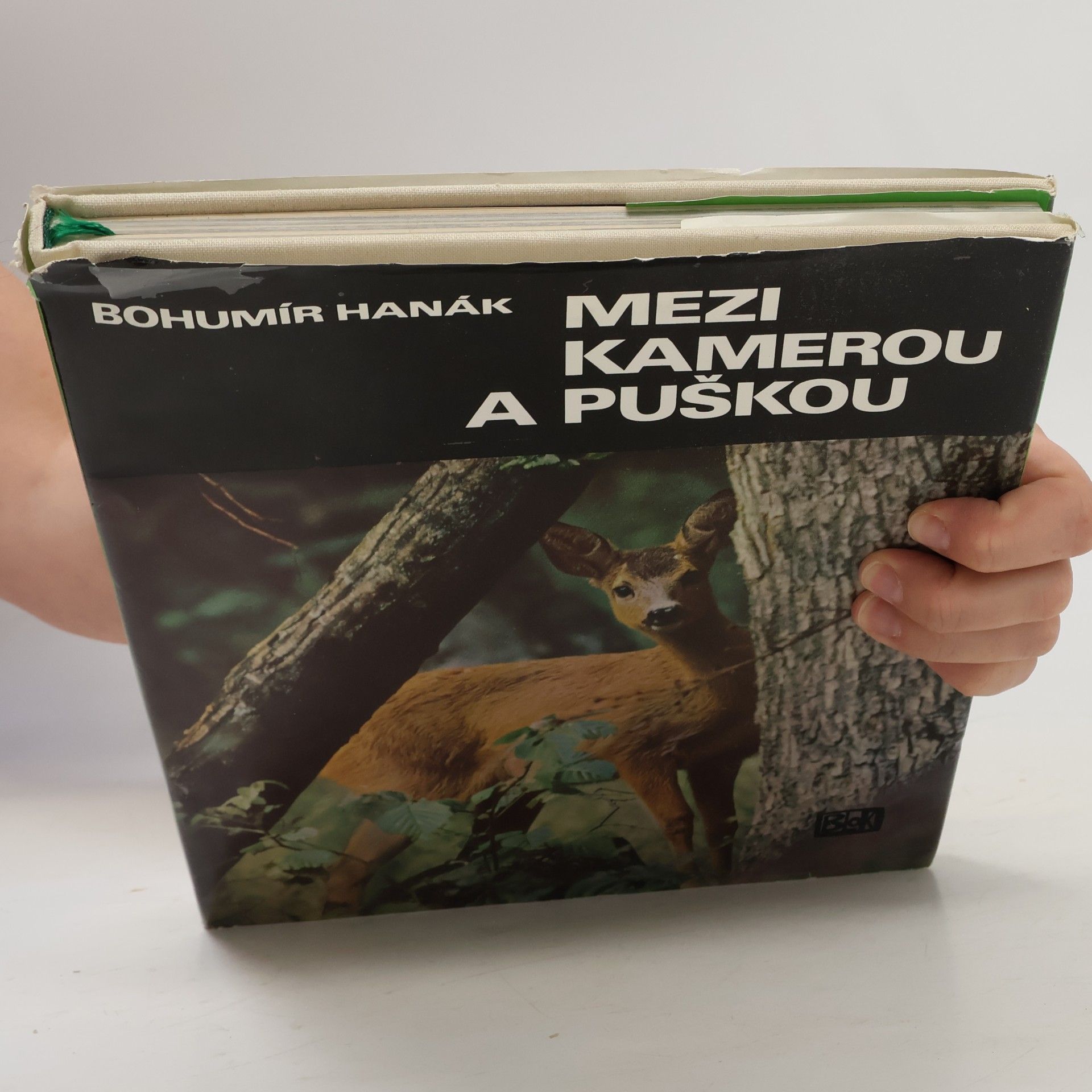 Bohumír Hanák Mezi kamerou a puškou