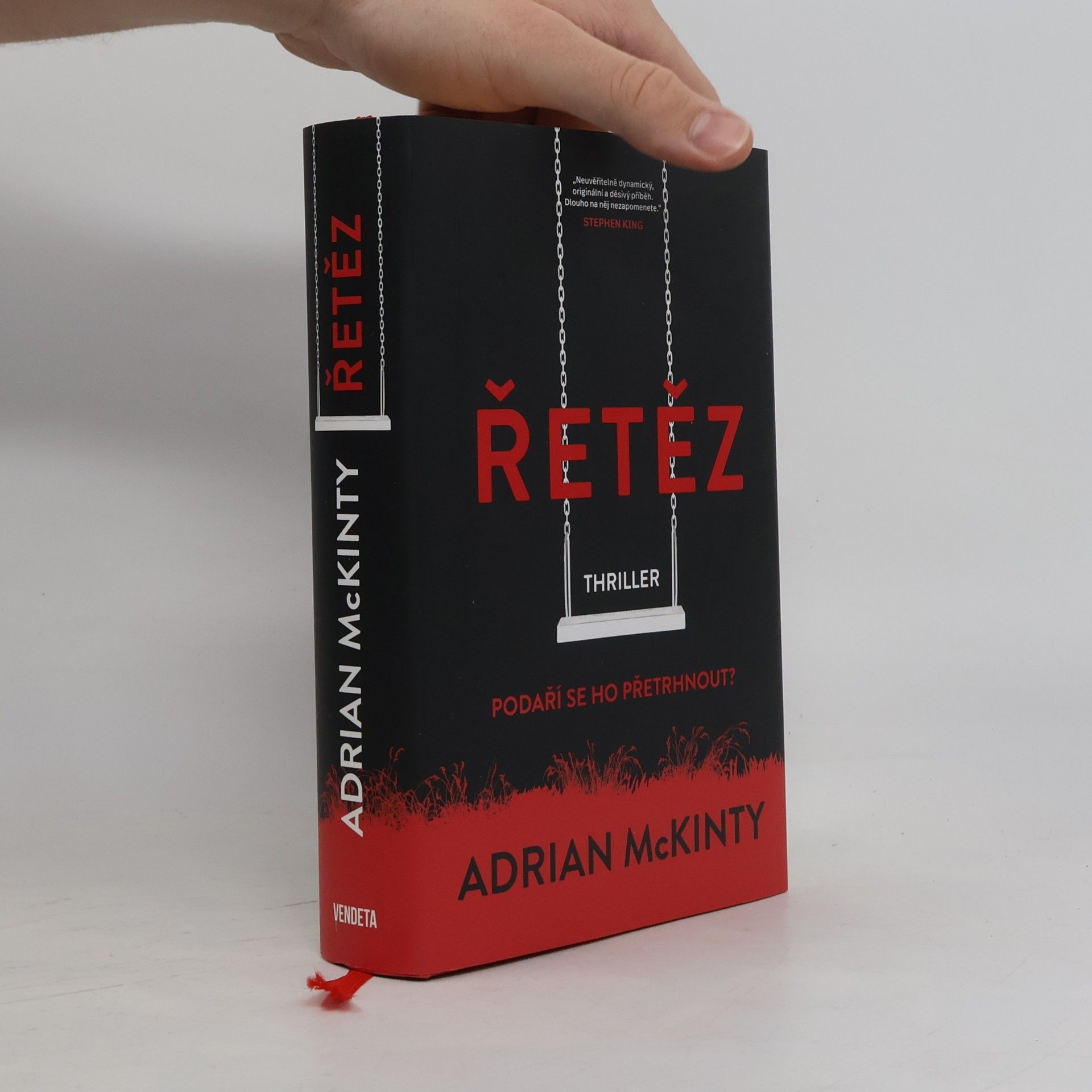 Adrian McKinty Řetěz