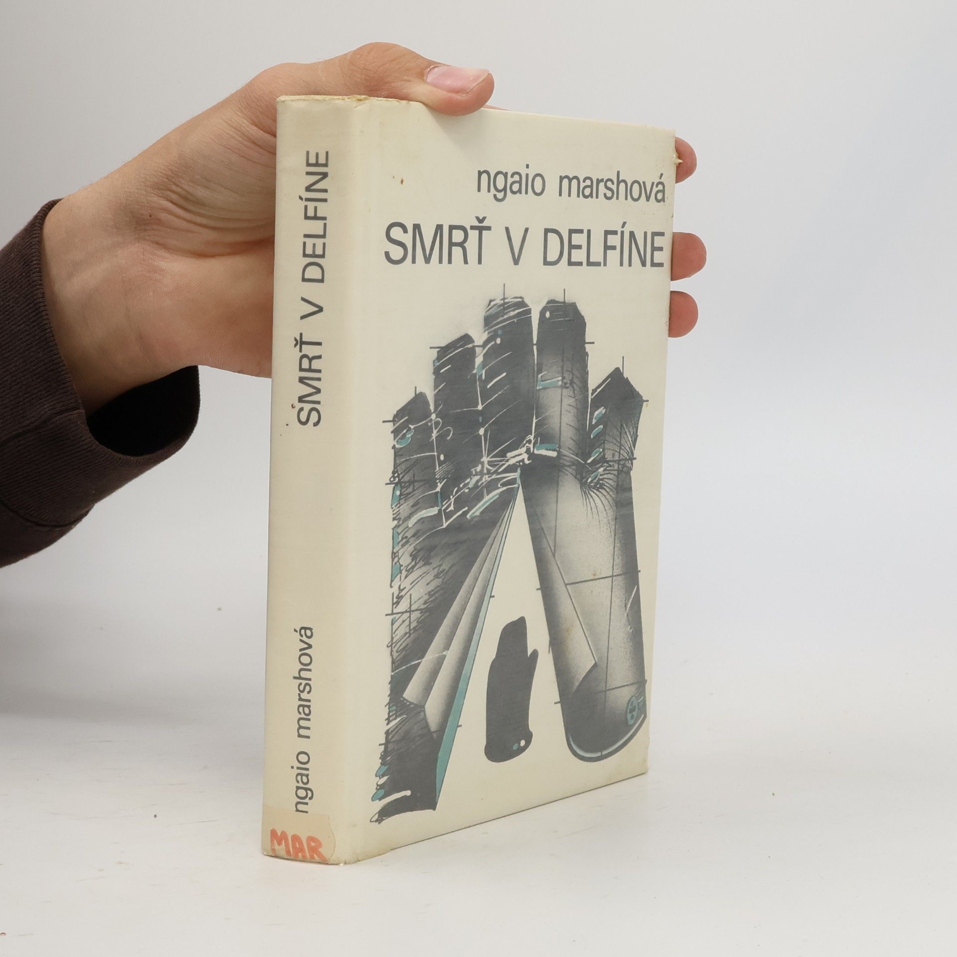 Ngaio Marsh Smrť v Delfíne
